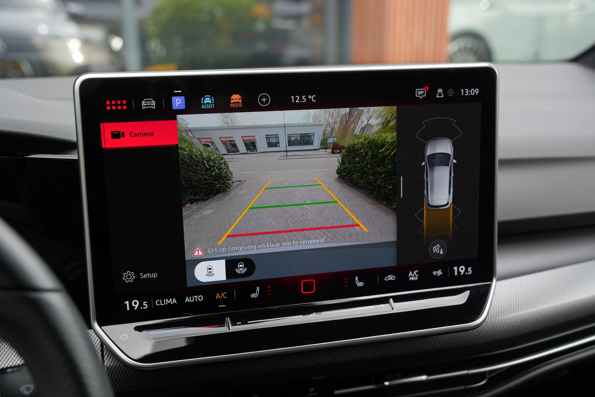 Volkswagen Golf 2.0 TSI GTI 2024 Moonstone grey (C2) 34