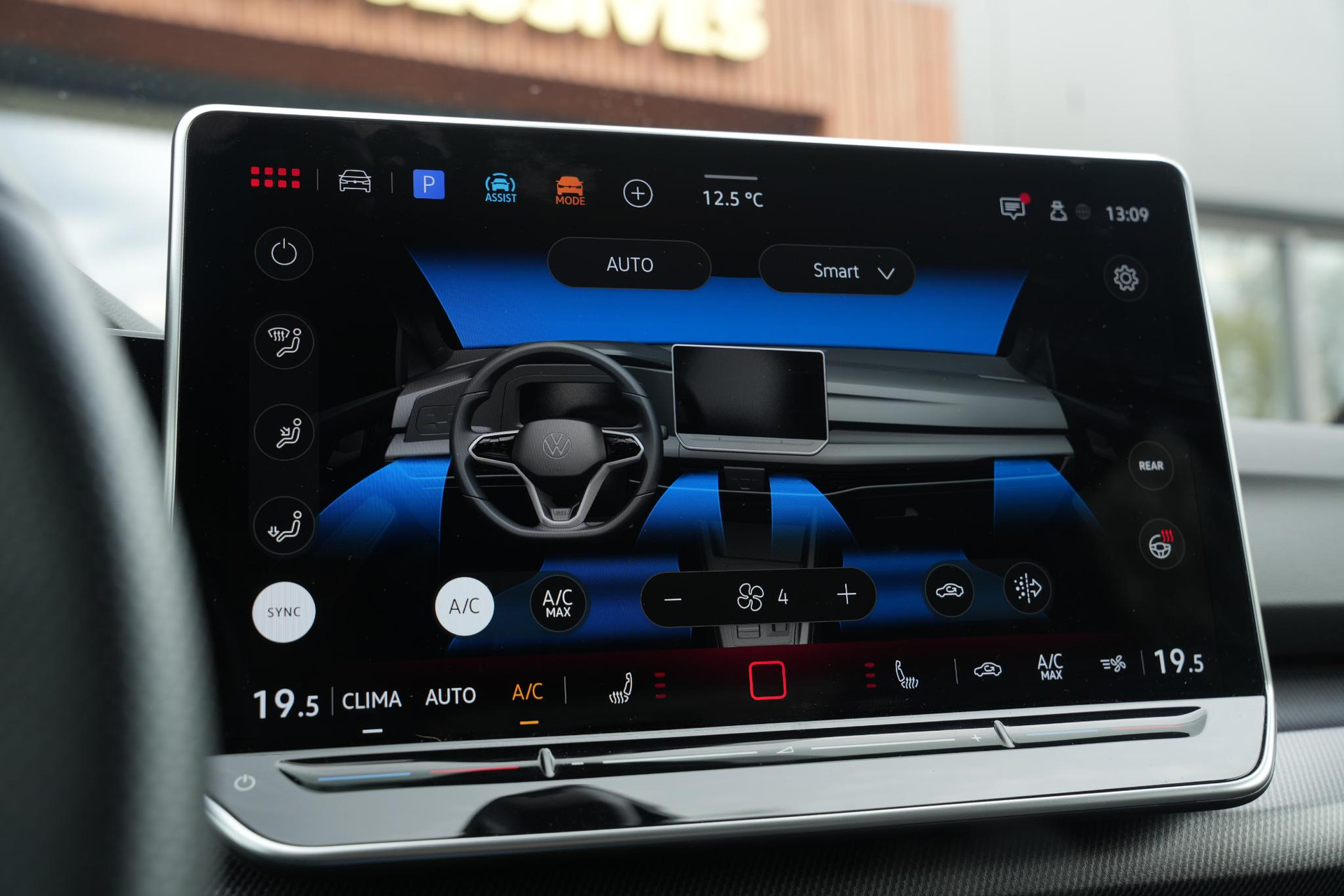 Volkswagen Golf 2.0 TSI GTI 2024 Moonstone grey (C2) 35