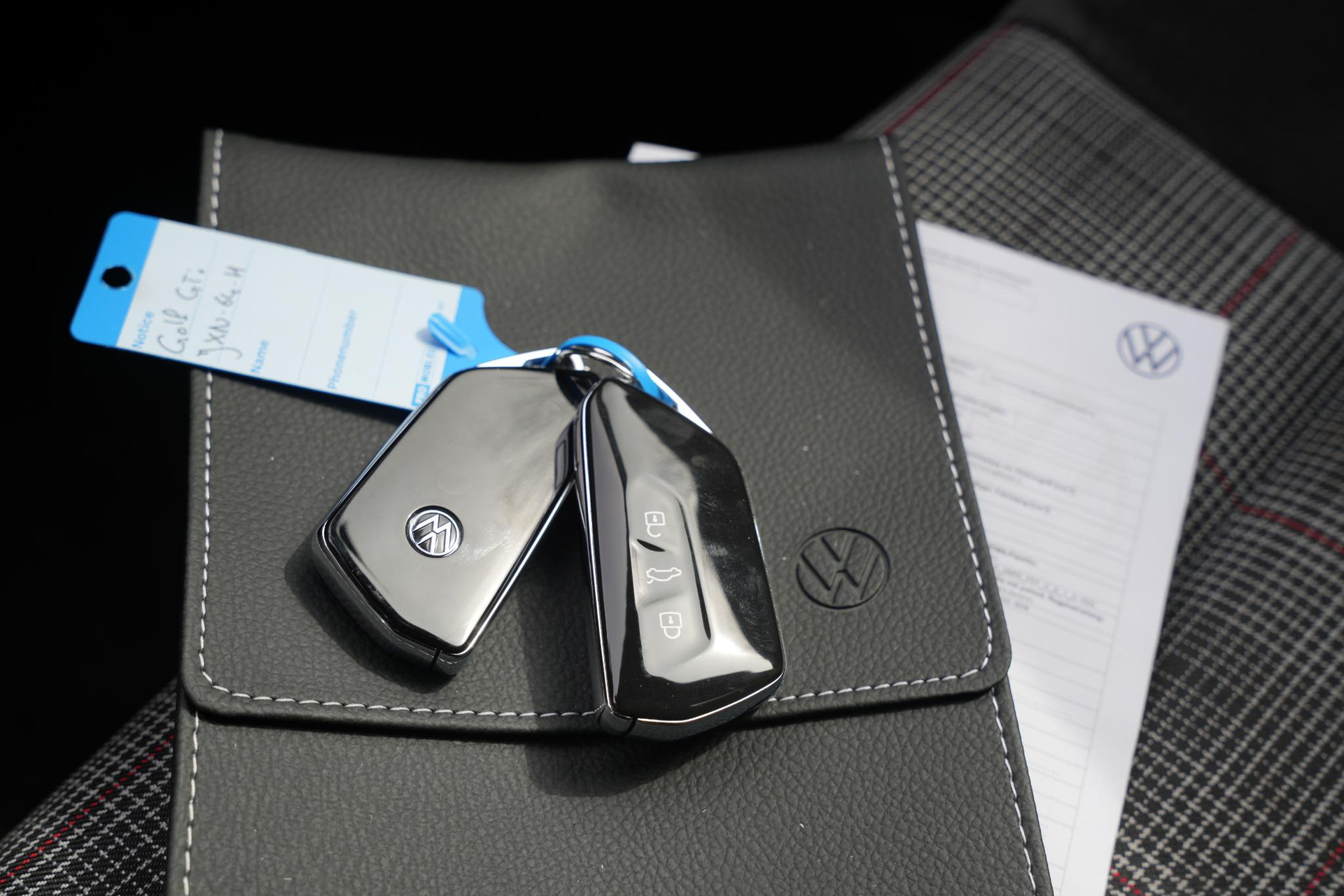 Volkswagen Golf 2.0 TSI GTI 2024 Moonstone grey (C2) 50