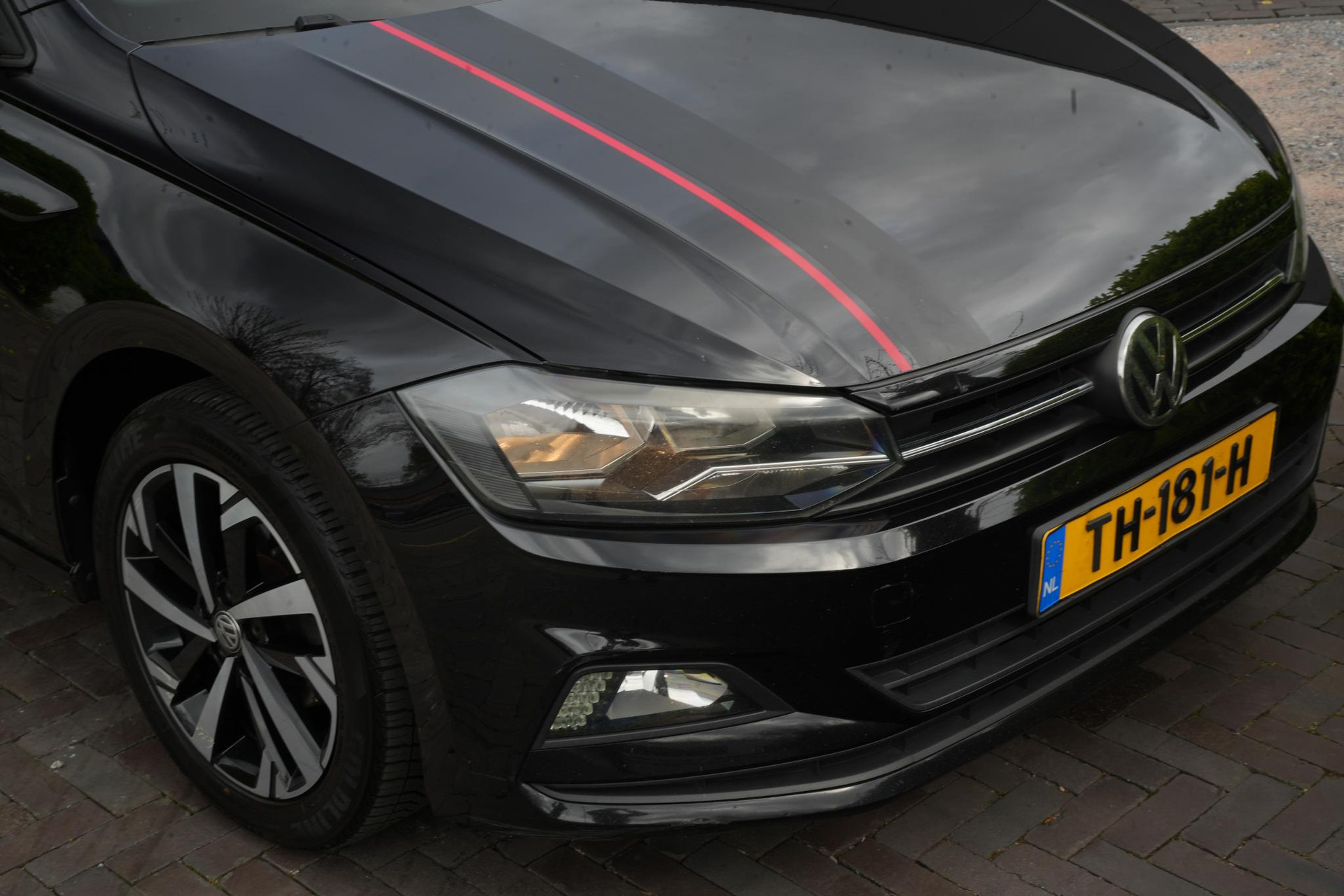 Volkswagen Polo 1.0 TSI Beats 2018 Deep black pearl 33