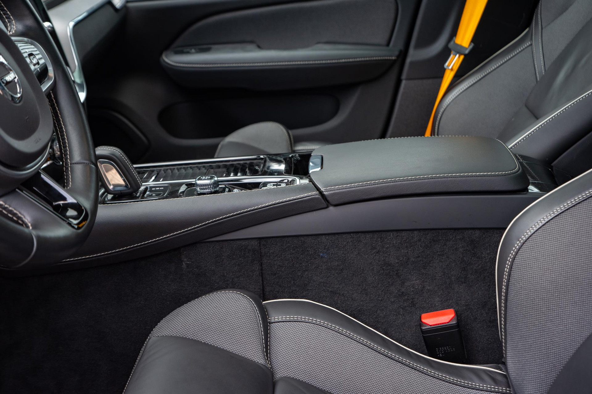 Volvo V60 2.0 T8 AWD Polestar Engineered 2021  30