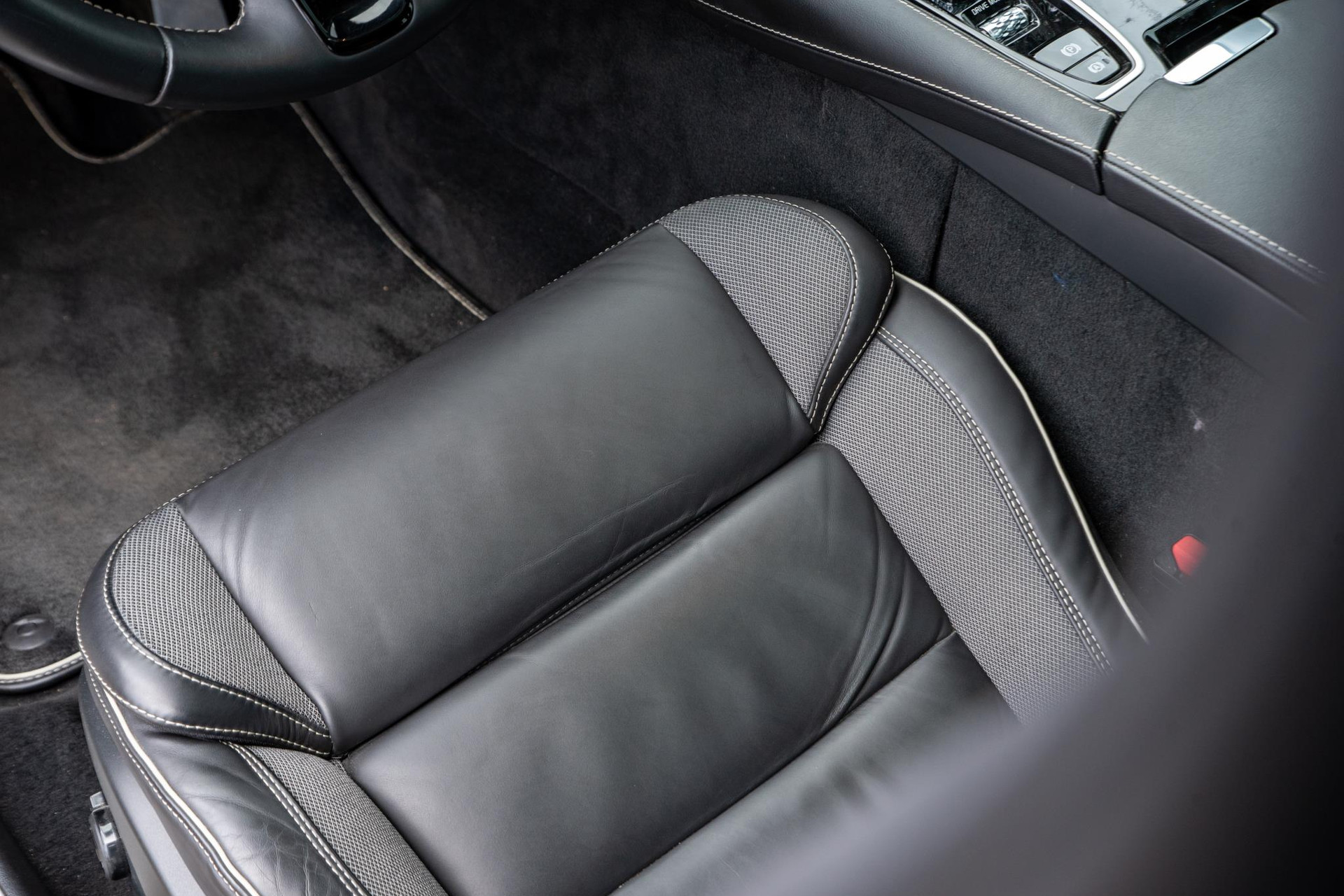 Volvo V60 2.0 T8 AWD Polestar Engineered 2021  31