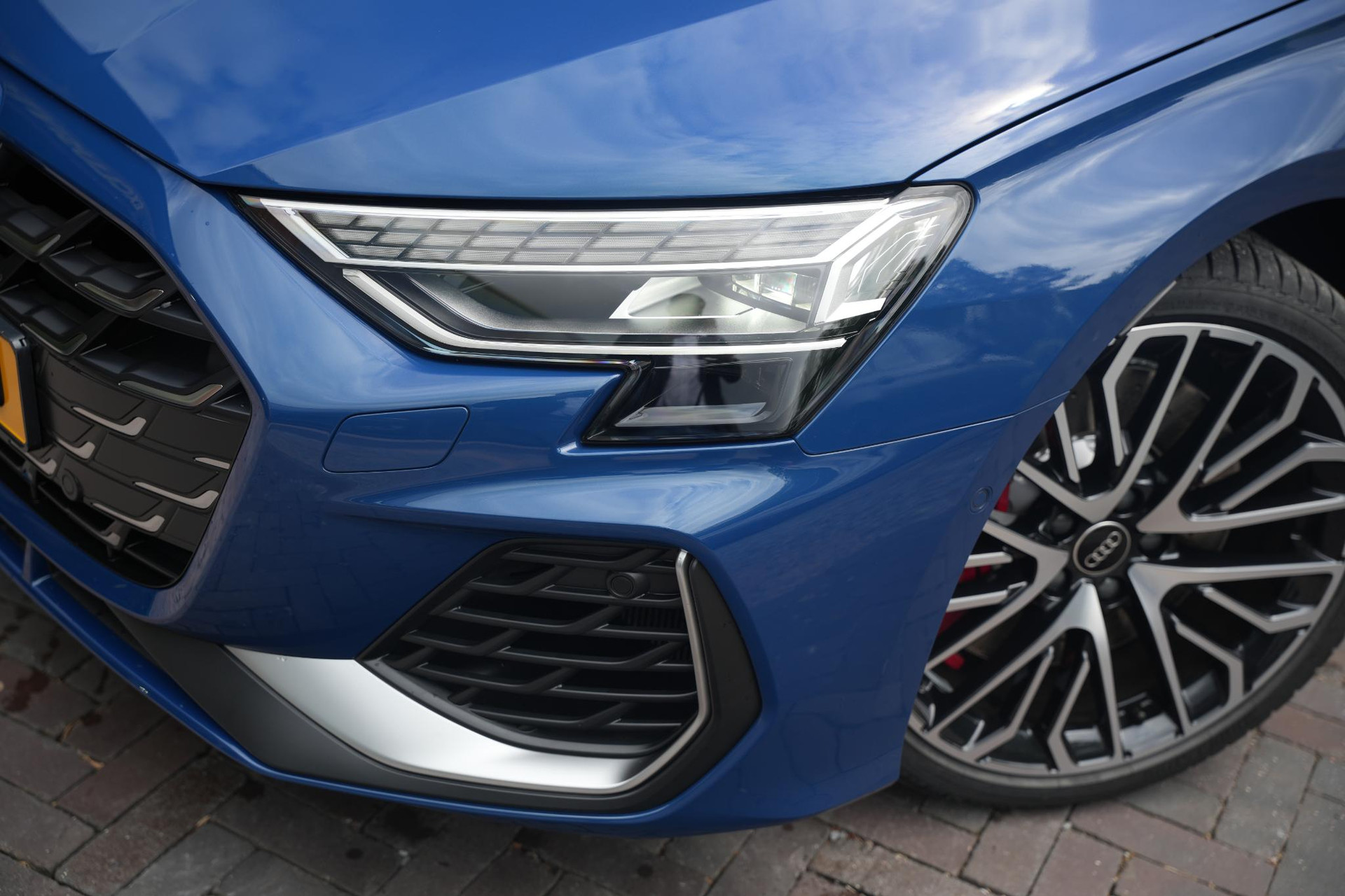 Audi A3 Sportback 2.0 TFSI S3 quattro 2024 Ascariblauw metallic 26