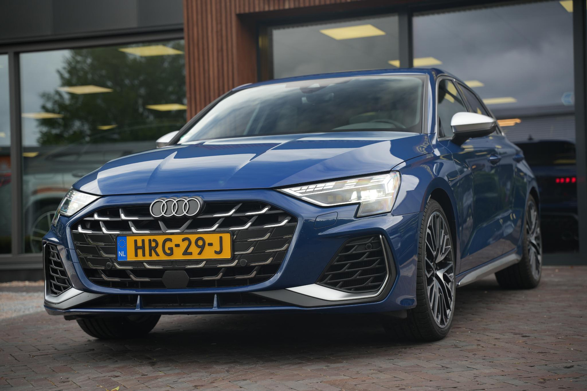 Audi A3 Sportback 2.0 TFSI S3 quattro 2024 Ascariblauw metallic 29