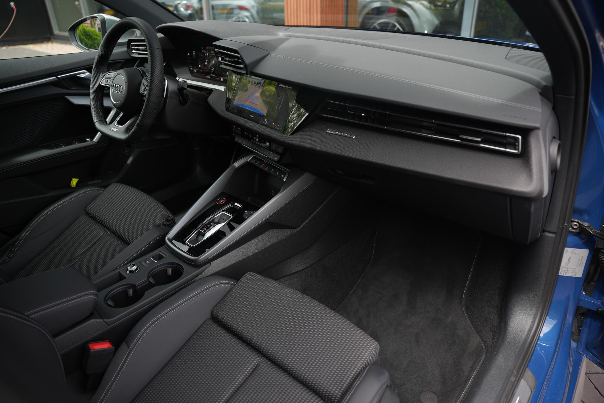Audi A3 Sportback 2.0 TFSI S3 quattro 2024 Ascariblauw metallic 39
