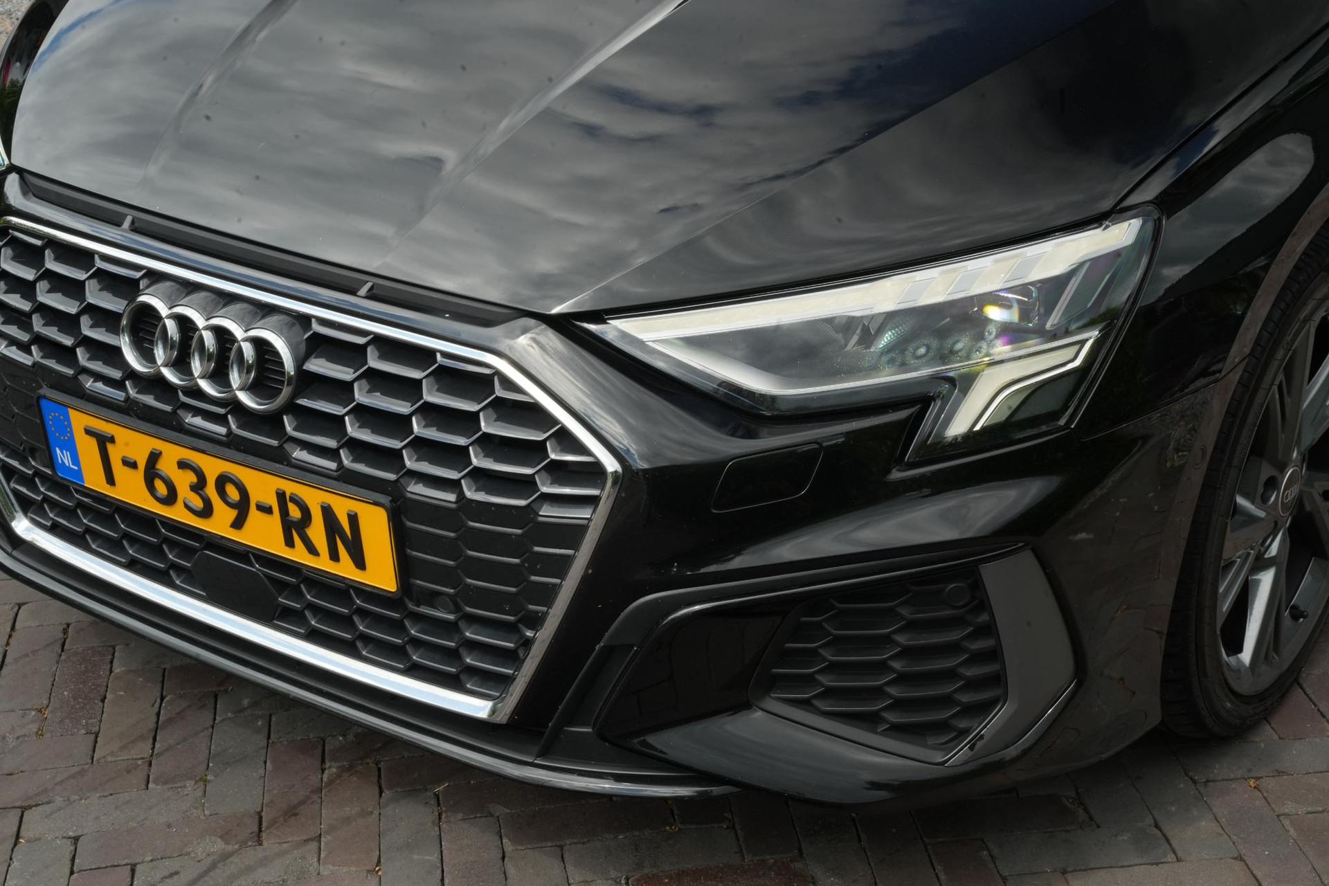 Audi A3 Sportback 40 TFSI e Business edition 2021 Mythoszwart metallic 10