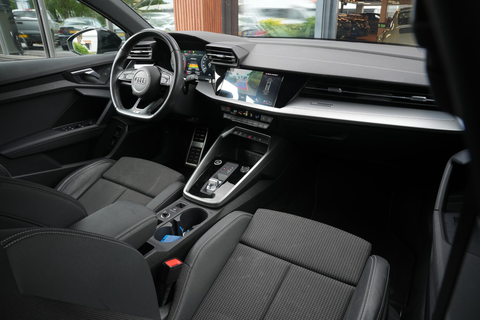 Audi A3 Sportback 40 TFSI e Business edition 2021 Mythoszwart metallic 33