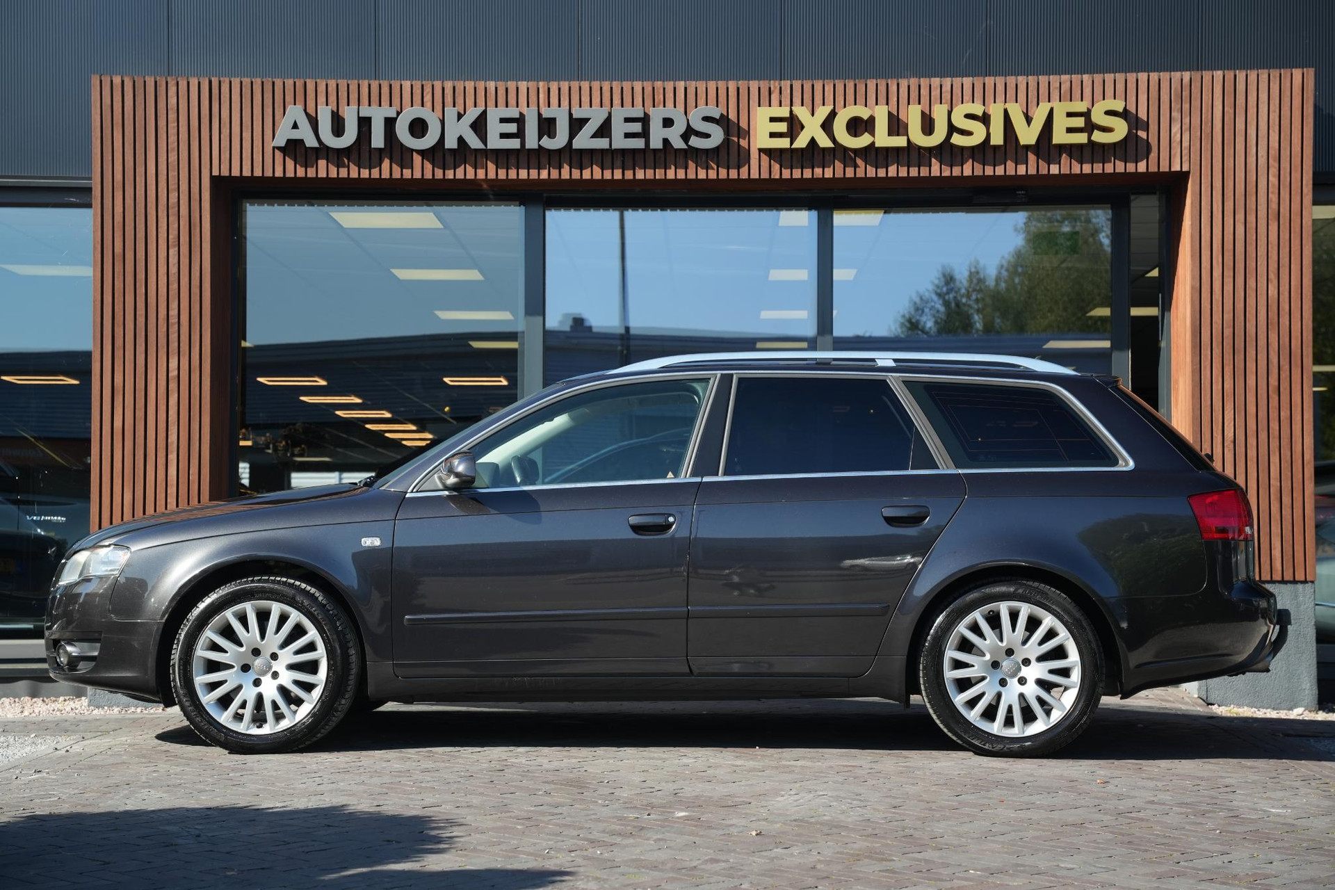 Audi A4 Avant 2.0 TFSI Advance 2008 Lavagrijs pareleffect 4