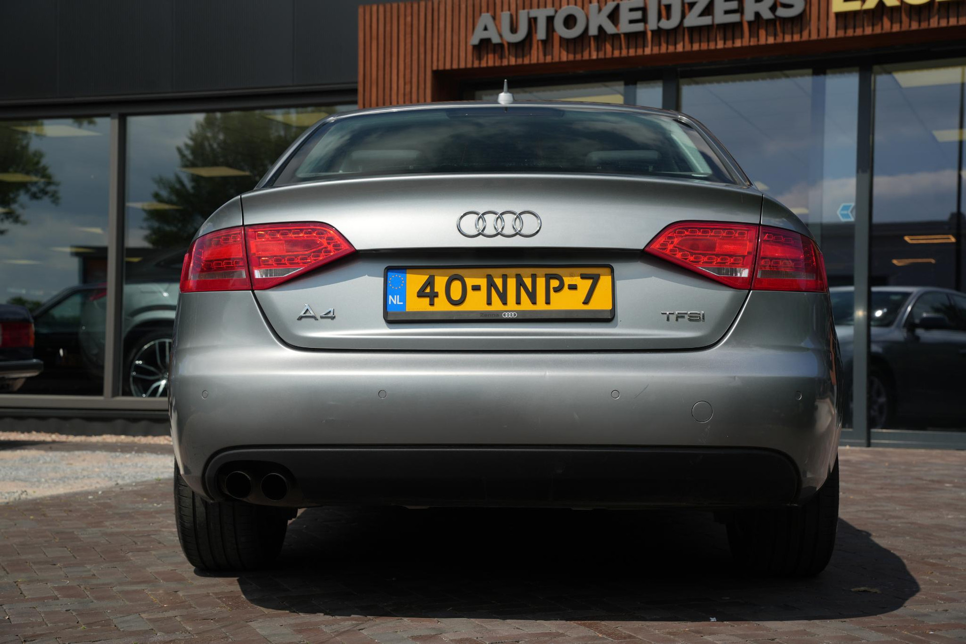 Audi A4 Limousine 1.8 TFSI Pro Line 2010 Quartzgrijs metallic 6