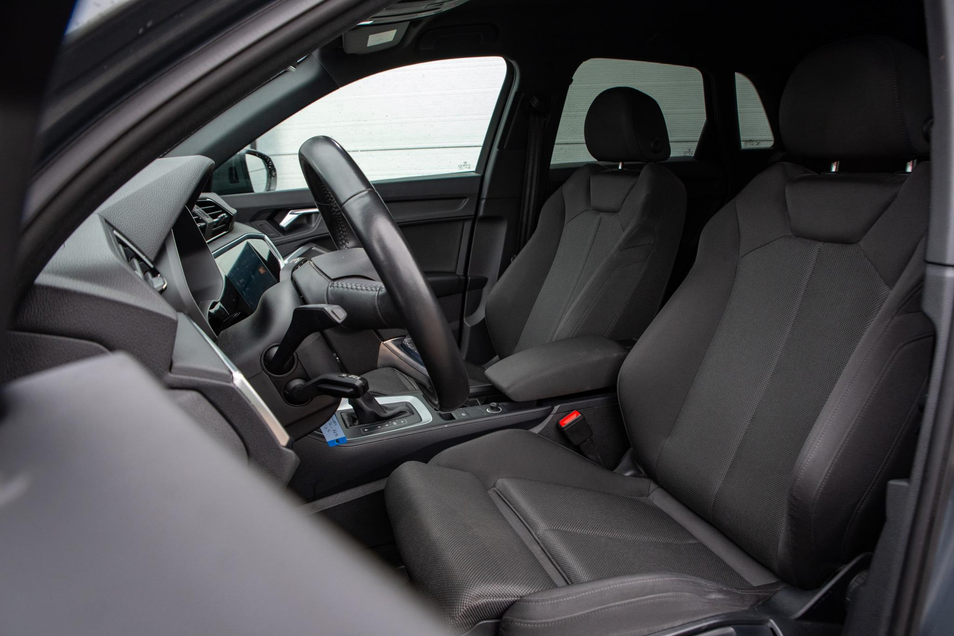 Audi Q3 35 TFSI 2019 Nanogrijs metallic 12