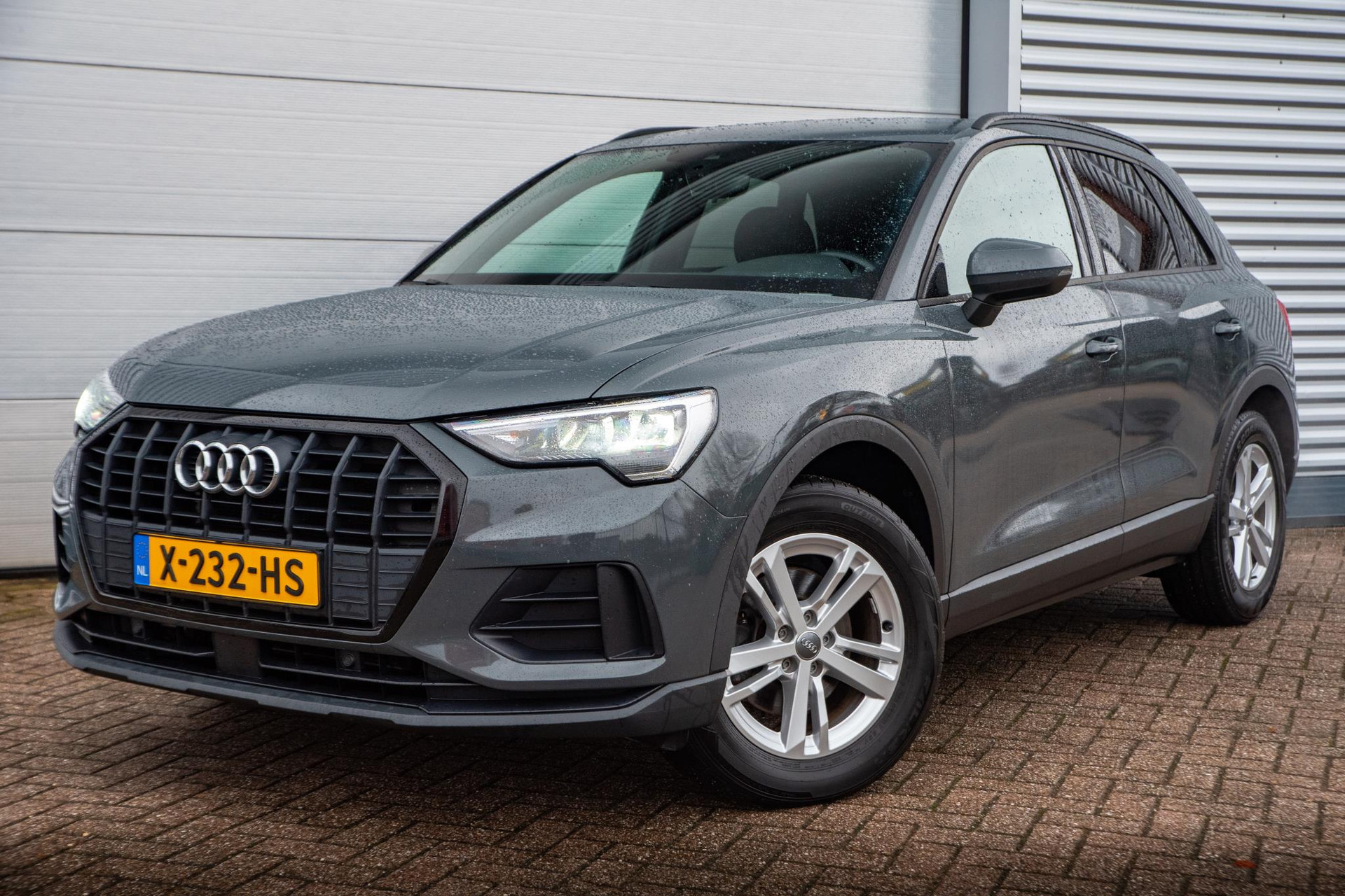 Audi Q3 35 TFSI 2019 Nanogrijs metallic 25