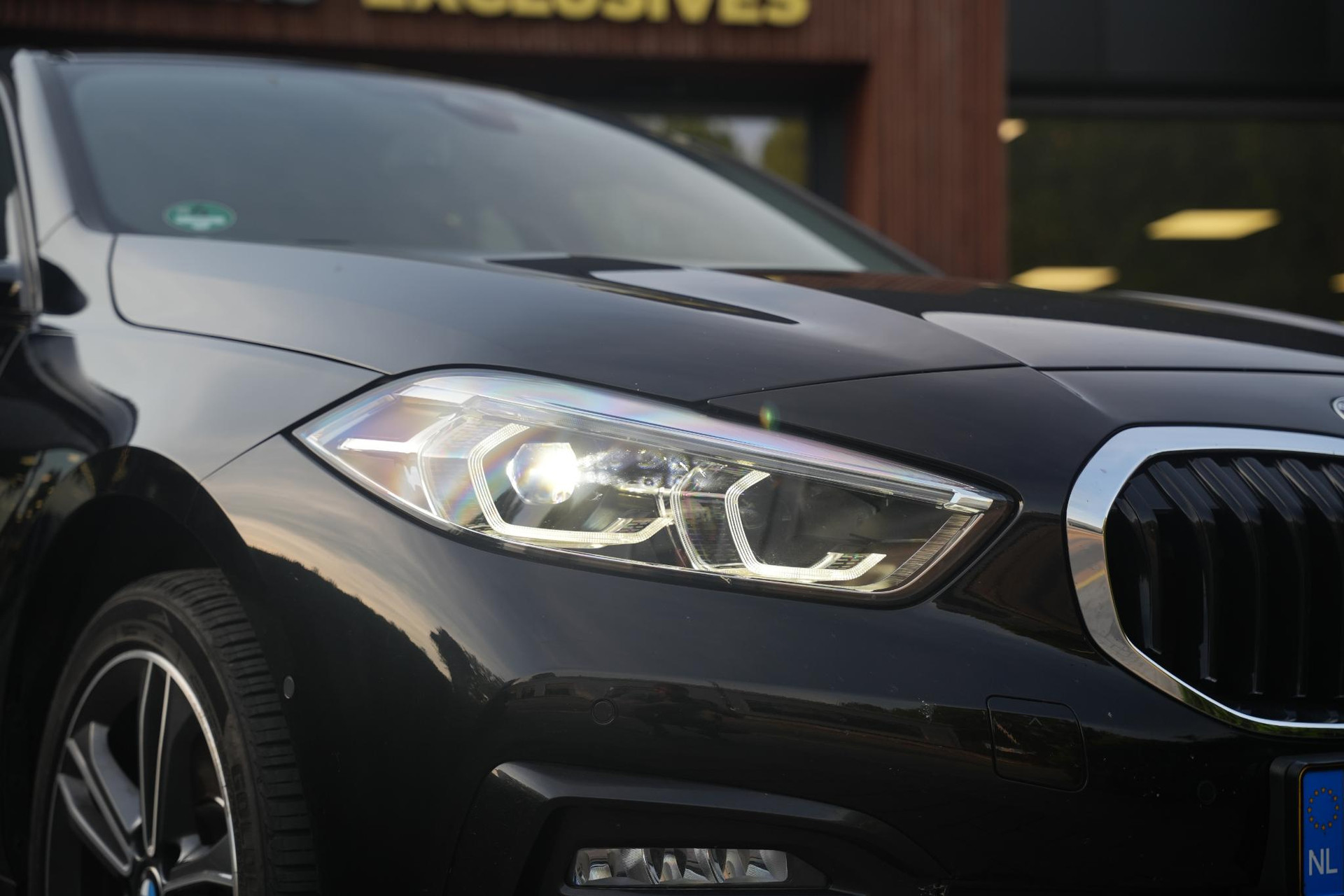 BMW 1-serie 118i Executive Edition 2020 Schwarz ii 10