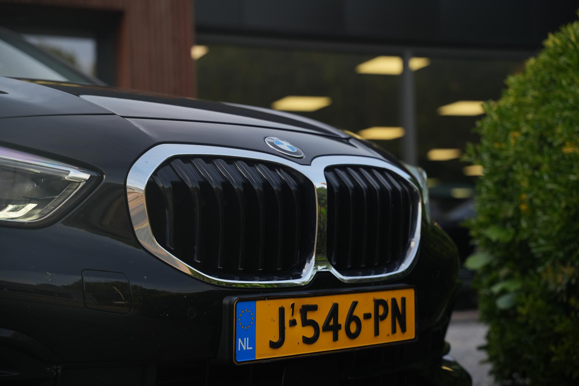 BMW 1-serie 118i Executive Edition 2020 Schwarz ii 12
