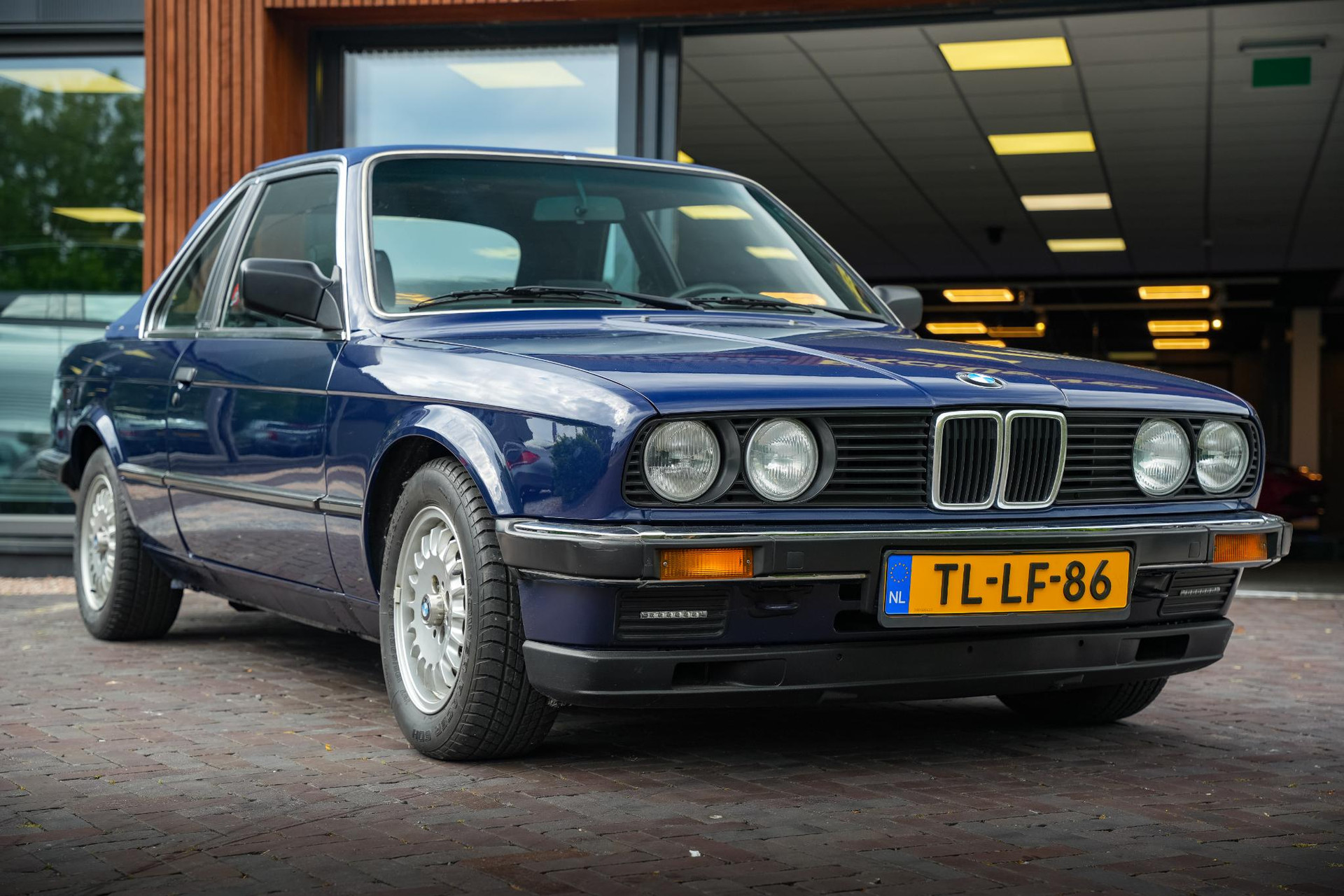 BMW 3 Serie Cabrio 320i Baur TC 1985  3