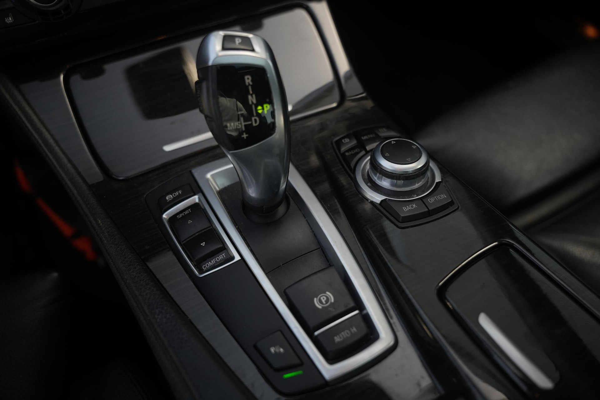 BMW 5 Serie 530d High Executive 2012  18