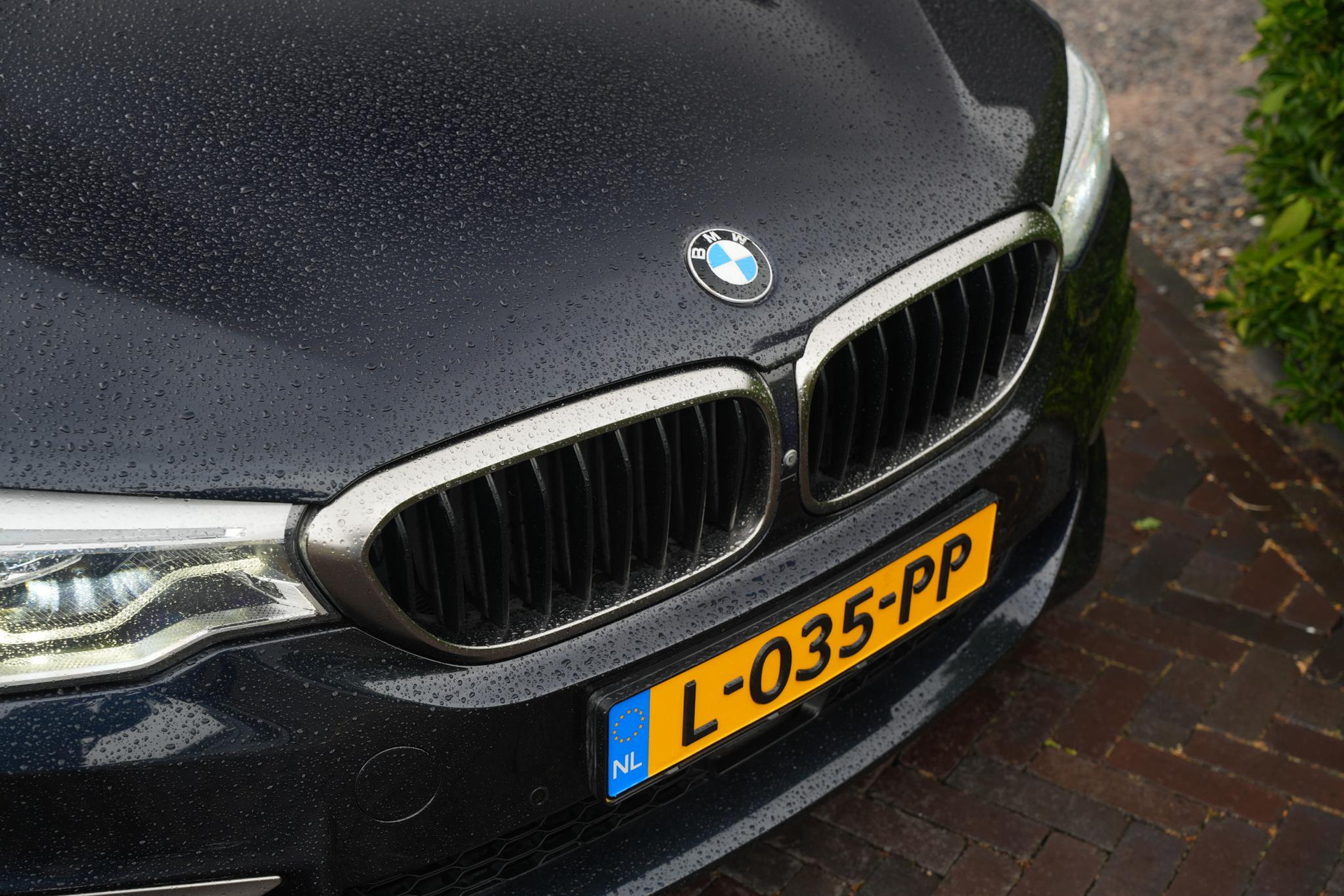 BMW 5 Serie M550i xDrive High Executive 2018 CARBONSCHWARZ METALLIC (416) 11