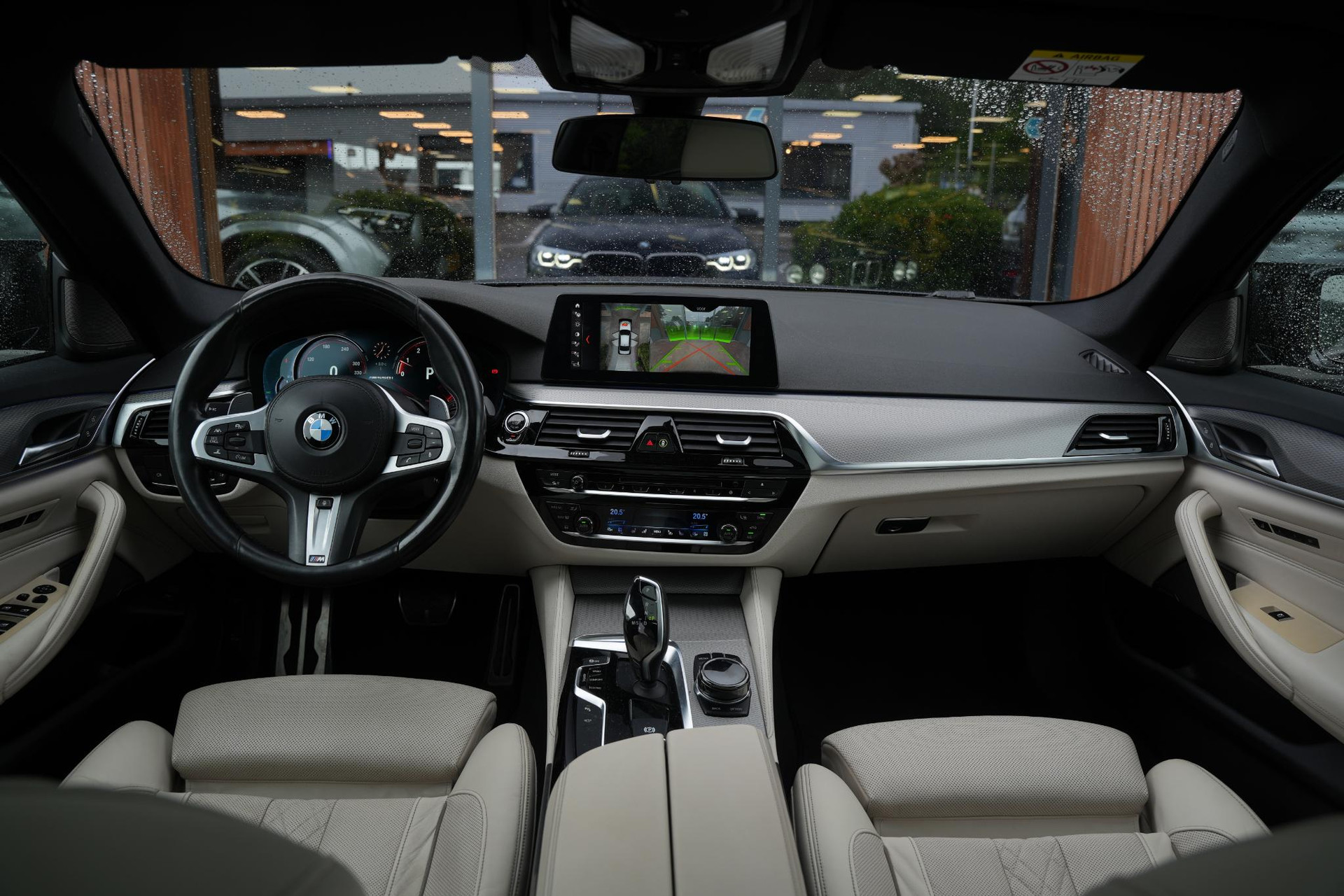 BMW 5 Serie M550i xDrive High Executive 2018 CARBONSCHWARZ METALLIC (416) 2