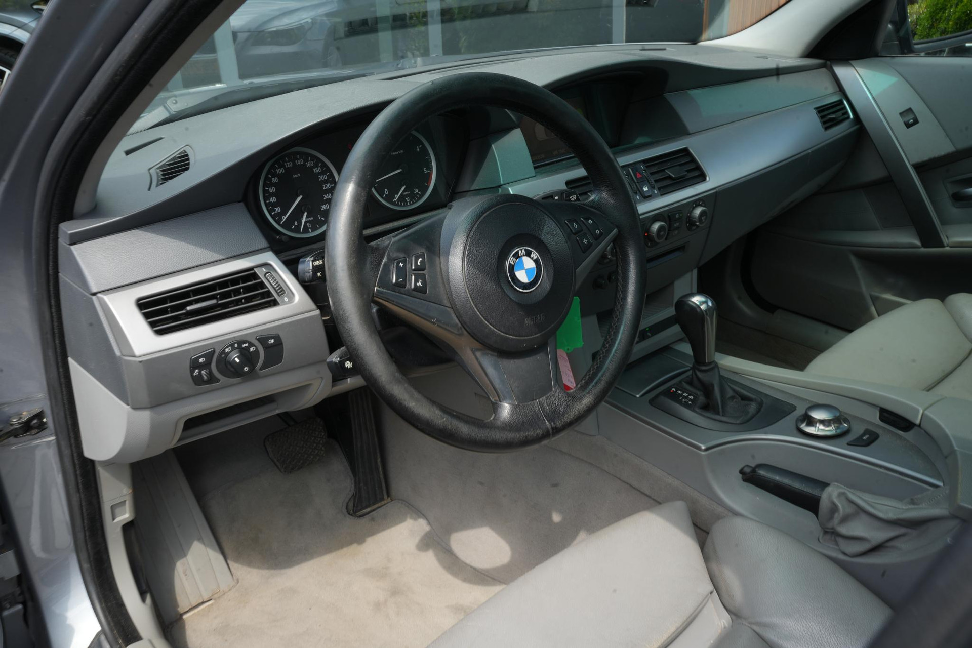 BMW 5 Serie Touring 530d High Executive 2004 Silber-grau metallic (A08) 18