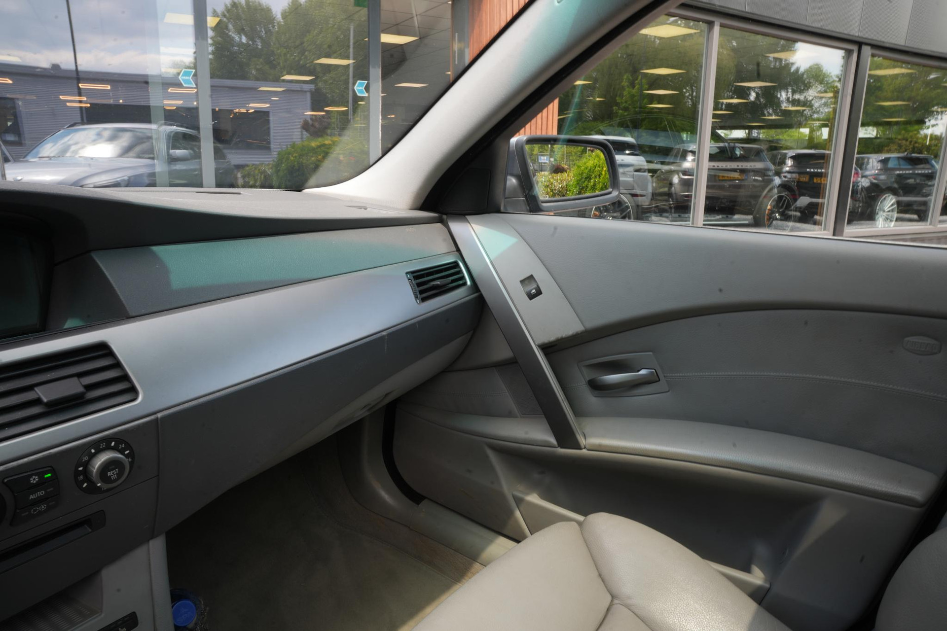 BMW 5 Serie Touring 530d High Executive 2004 Silber-grau metallic (A08) 25