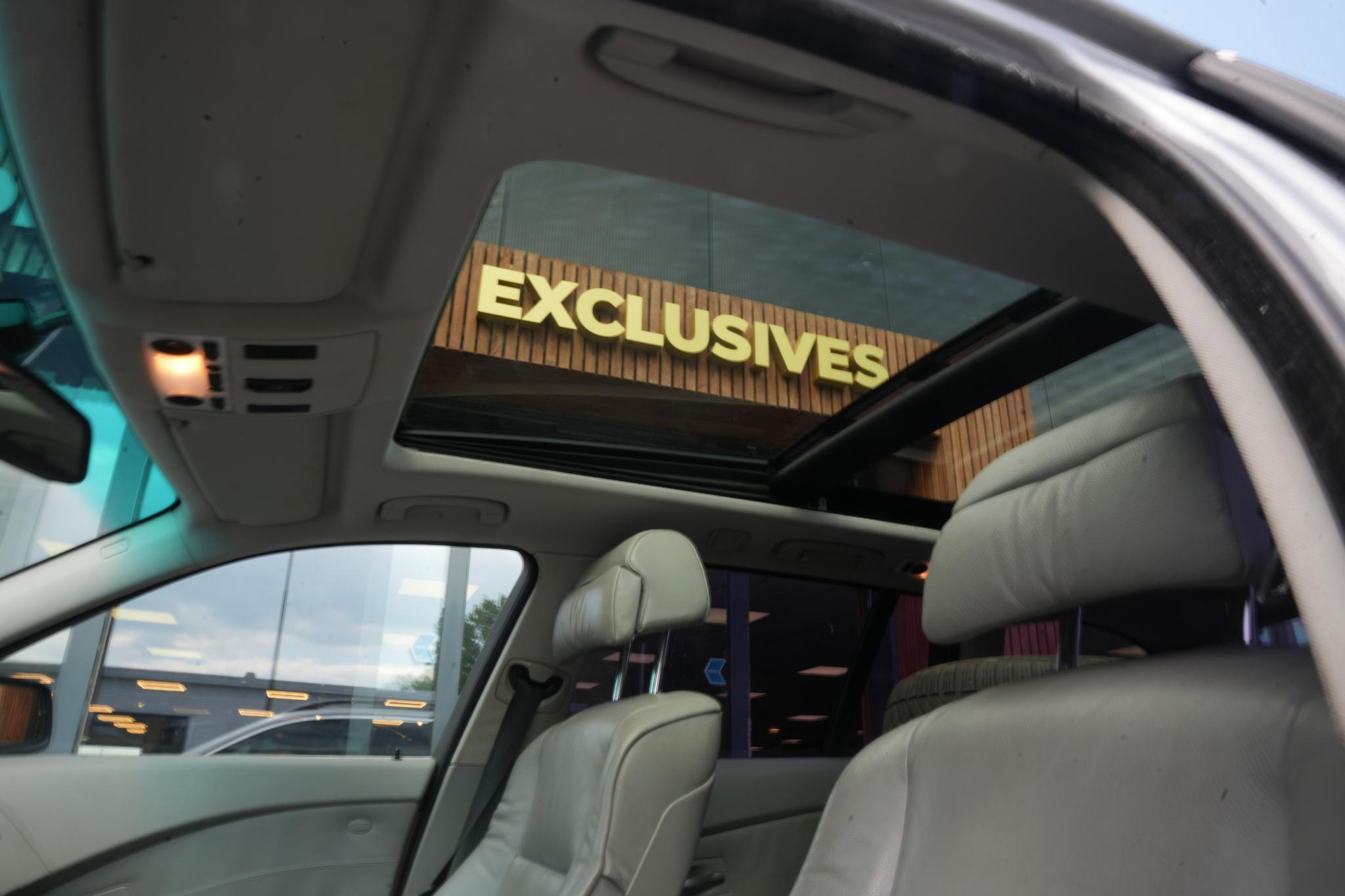 BMW 5 Serie Touring 530d High Executive 2004 Silber-grau metallic (A08) 6