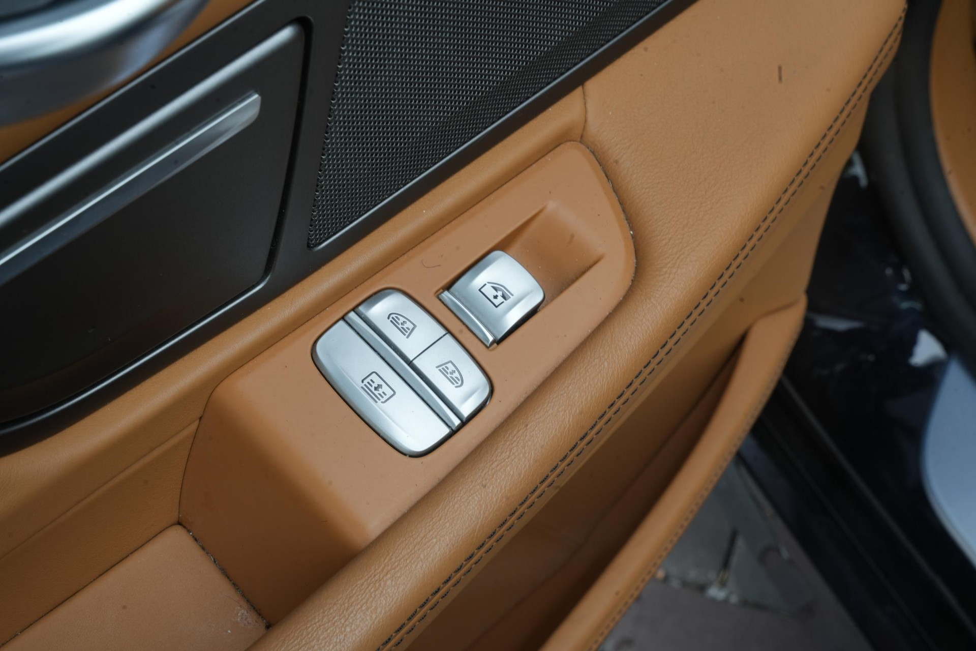 BMW 7 Serie 740i High Executive 2016 Azuritschwarz metallic 28