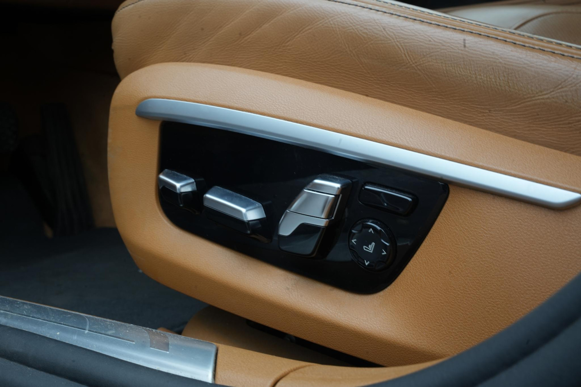 BMW 7 Serie 740i High Executive 2016 Azuritschwarz metallic 36