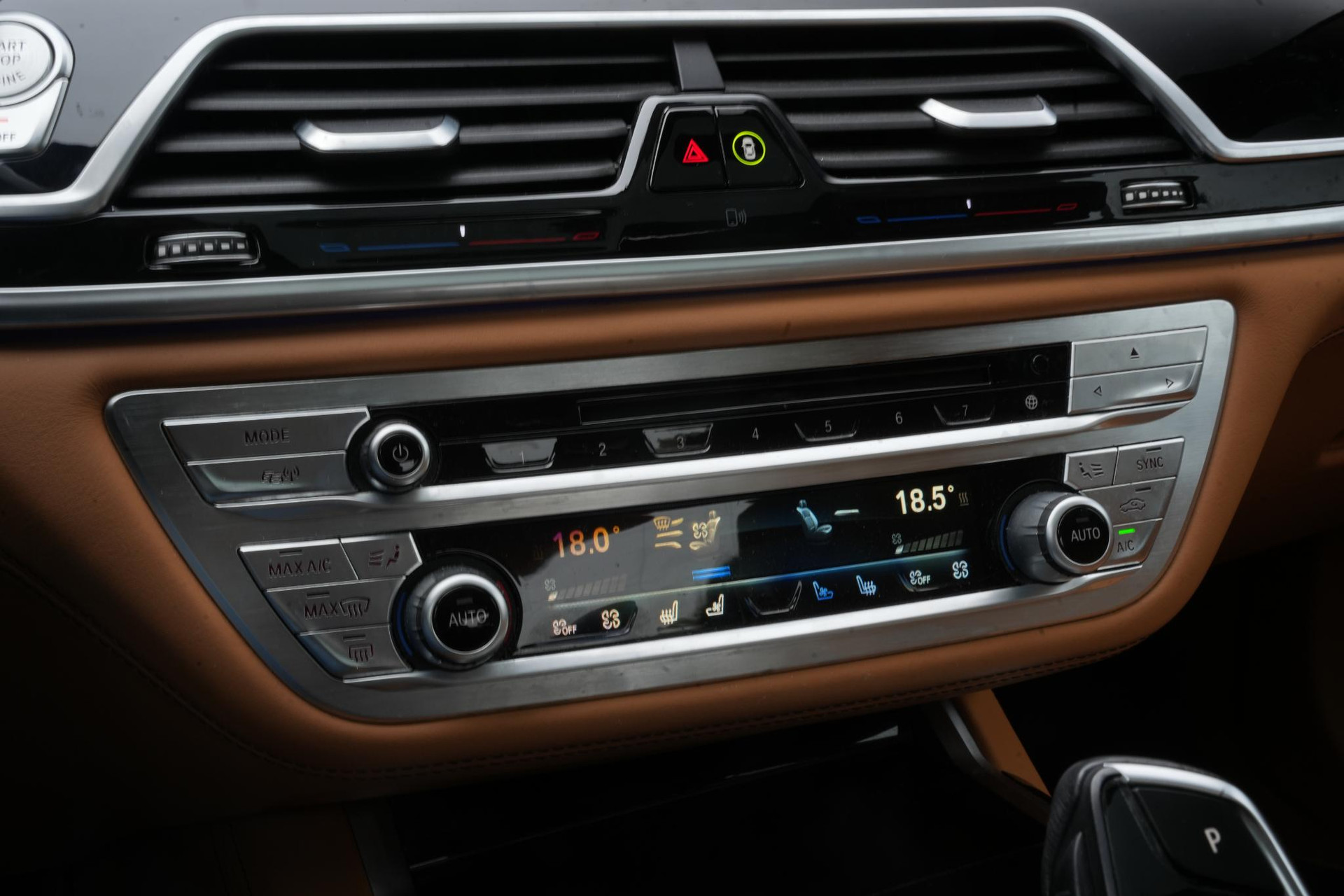 BMW 7 Serie 740i High Executive 2016 Azuritschwarz metallic 44