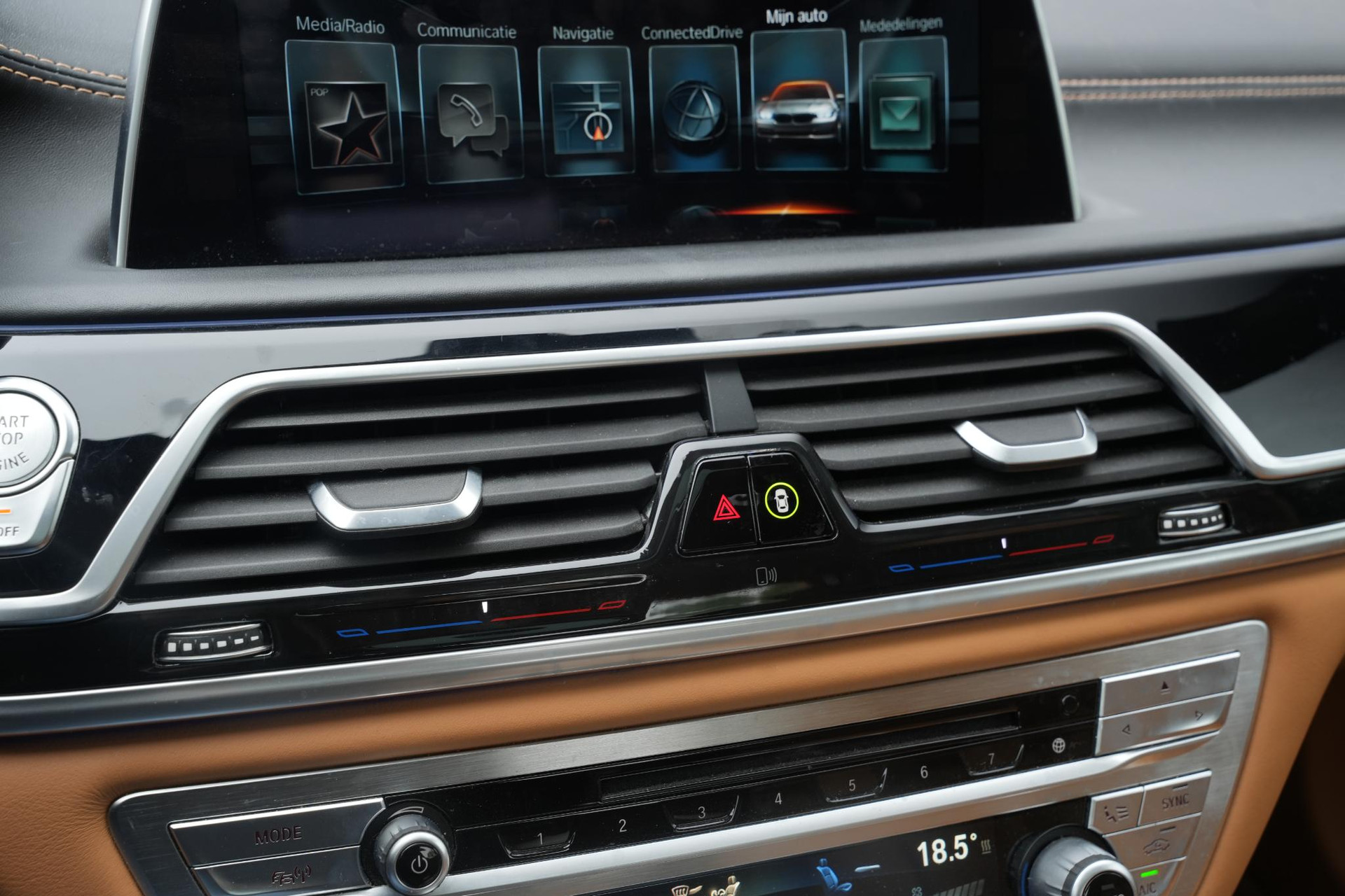 BMW 7 Serie 740i High Executive 2016 Azuritschwarz metallic 46