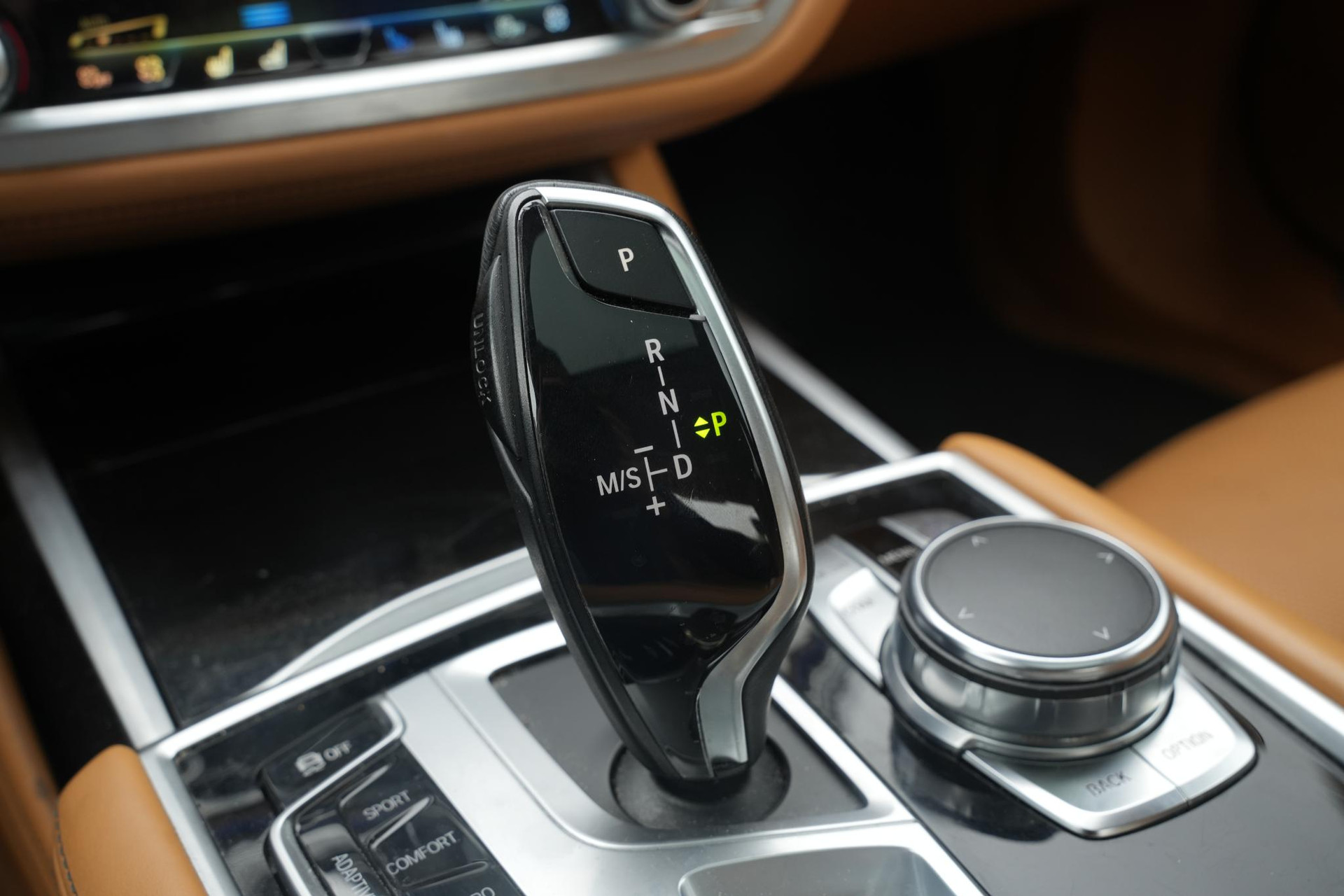BMW 7 Serie 740i High Executive 2016 Azuritschwarz metallic 48