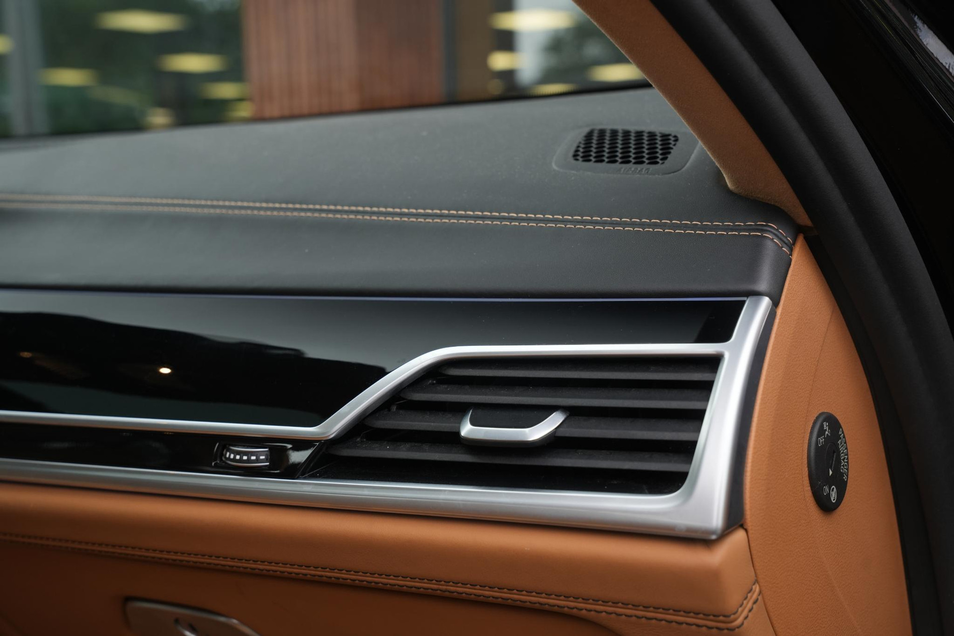 BMW 7 Serie 740i High Executive 2016 Azuritschwarz metallic 57