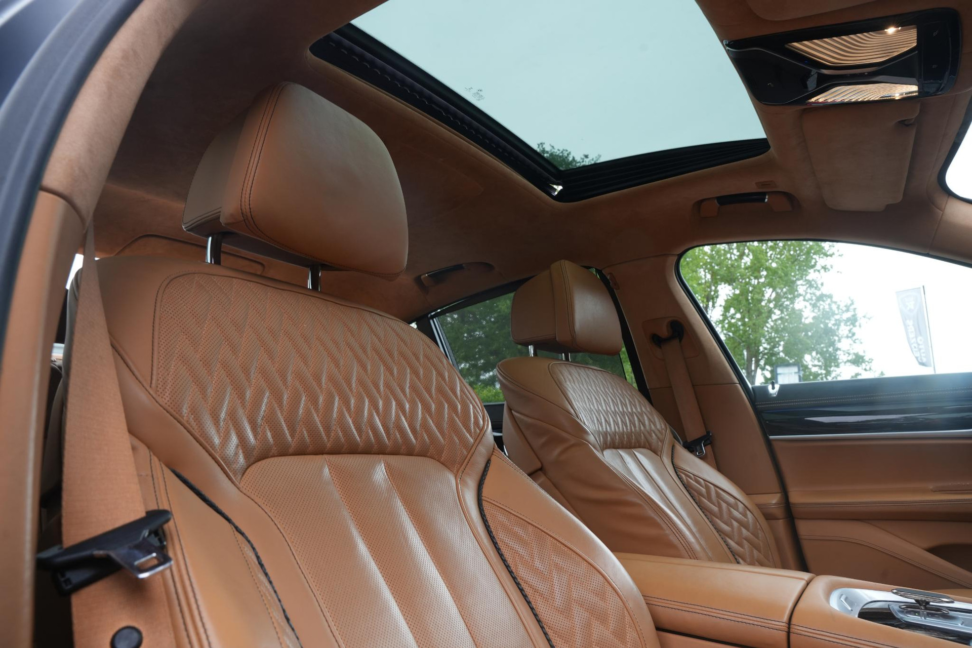 BMW 7 Serie 740i High Executive 2016 Azuritschwarz metallic 59
