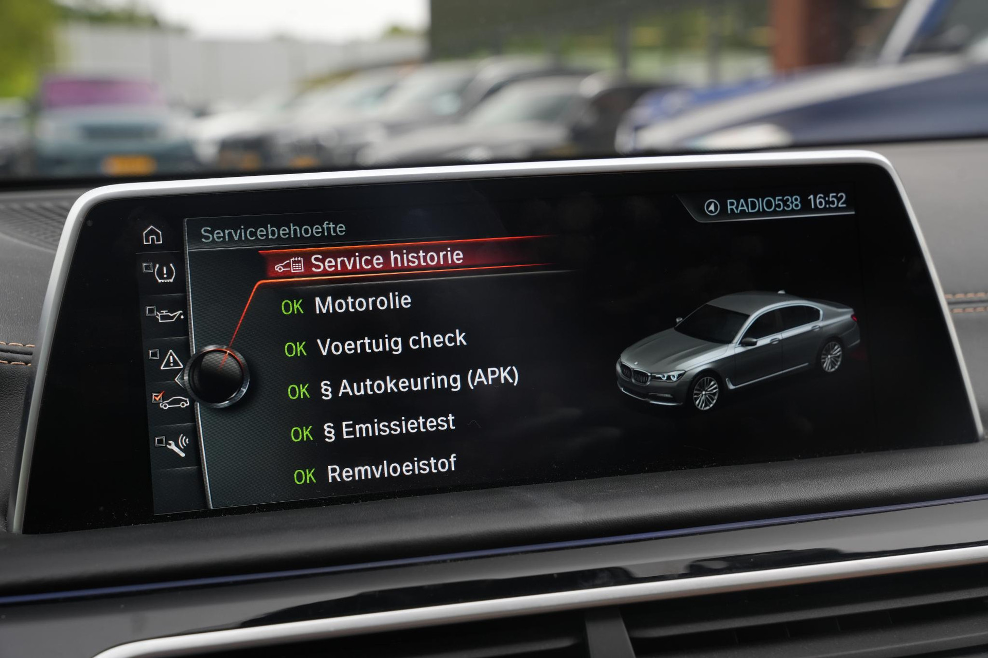 BMW 7 Serie 740i High Executive 2016 Azuritschwarz metallic 62