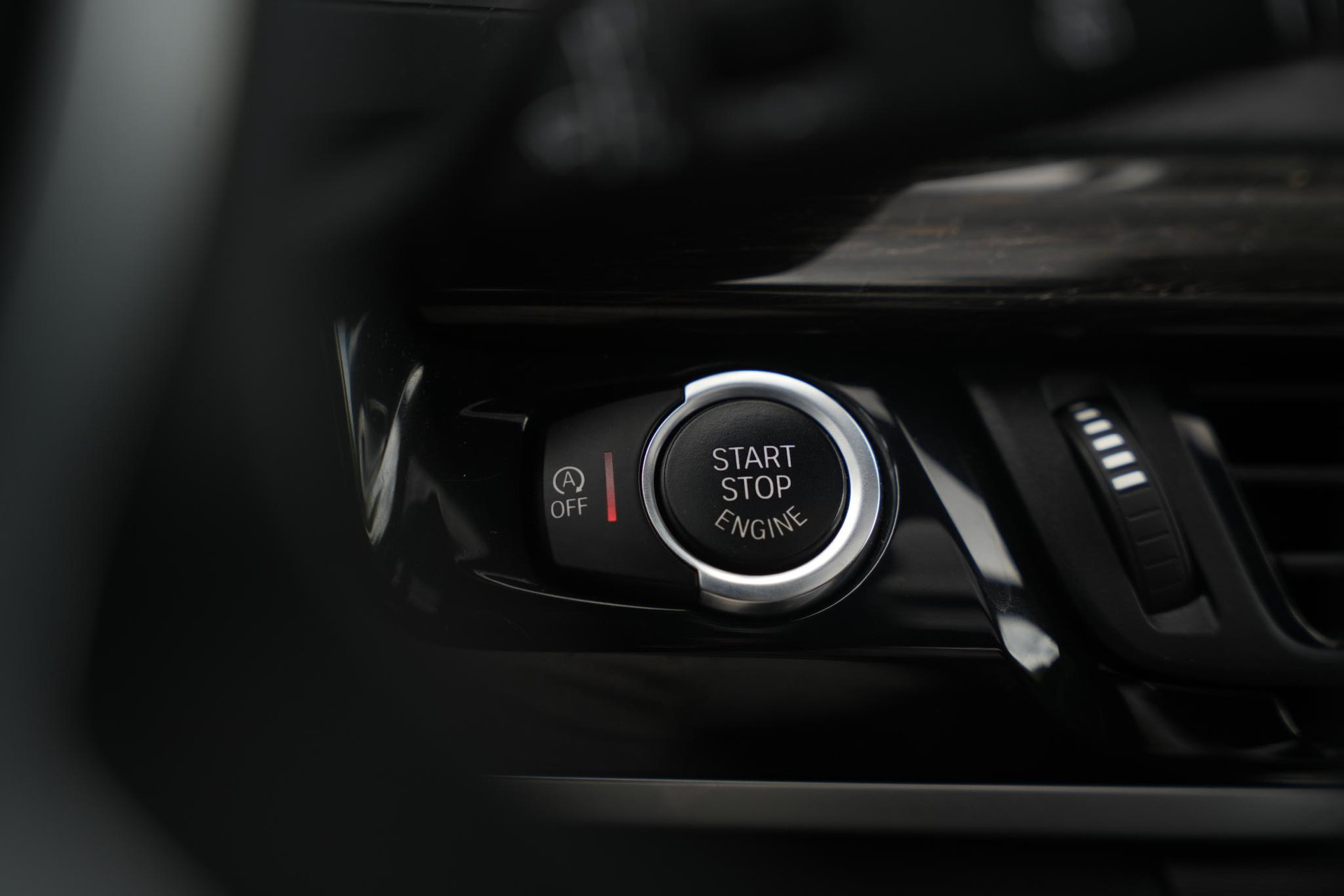 BMW X5 xDrive40d High Executive 7p. 2014 CARBONSCHWARZ METALLIC (416) 38