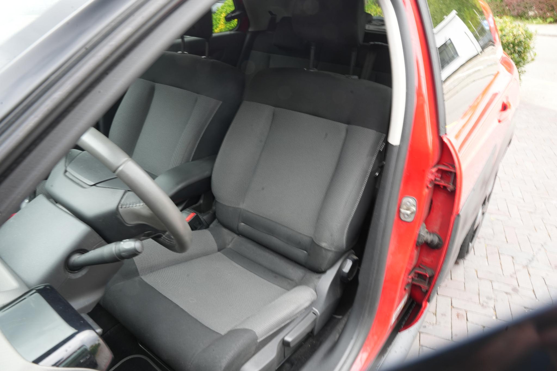 Citroën C4 Cactus 1.2 PureTech One-Tone 2018 PAINT ADEN RED (KKN) 17
