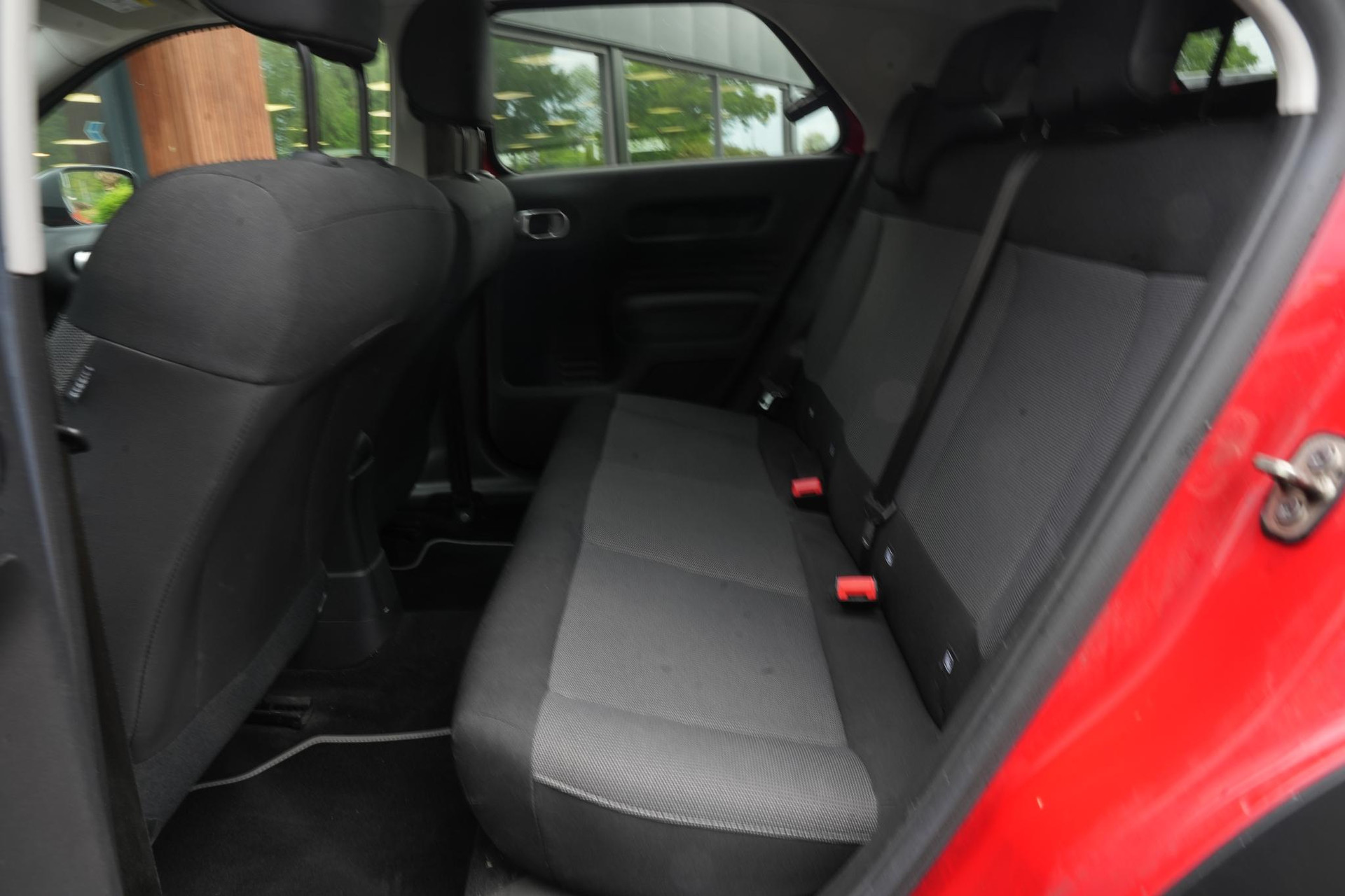 Citroën C4 Cactus 1.2 PureTech One-Tone 2018 PAINT ADEN RED (KKN) 19