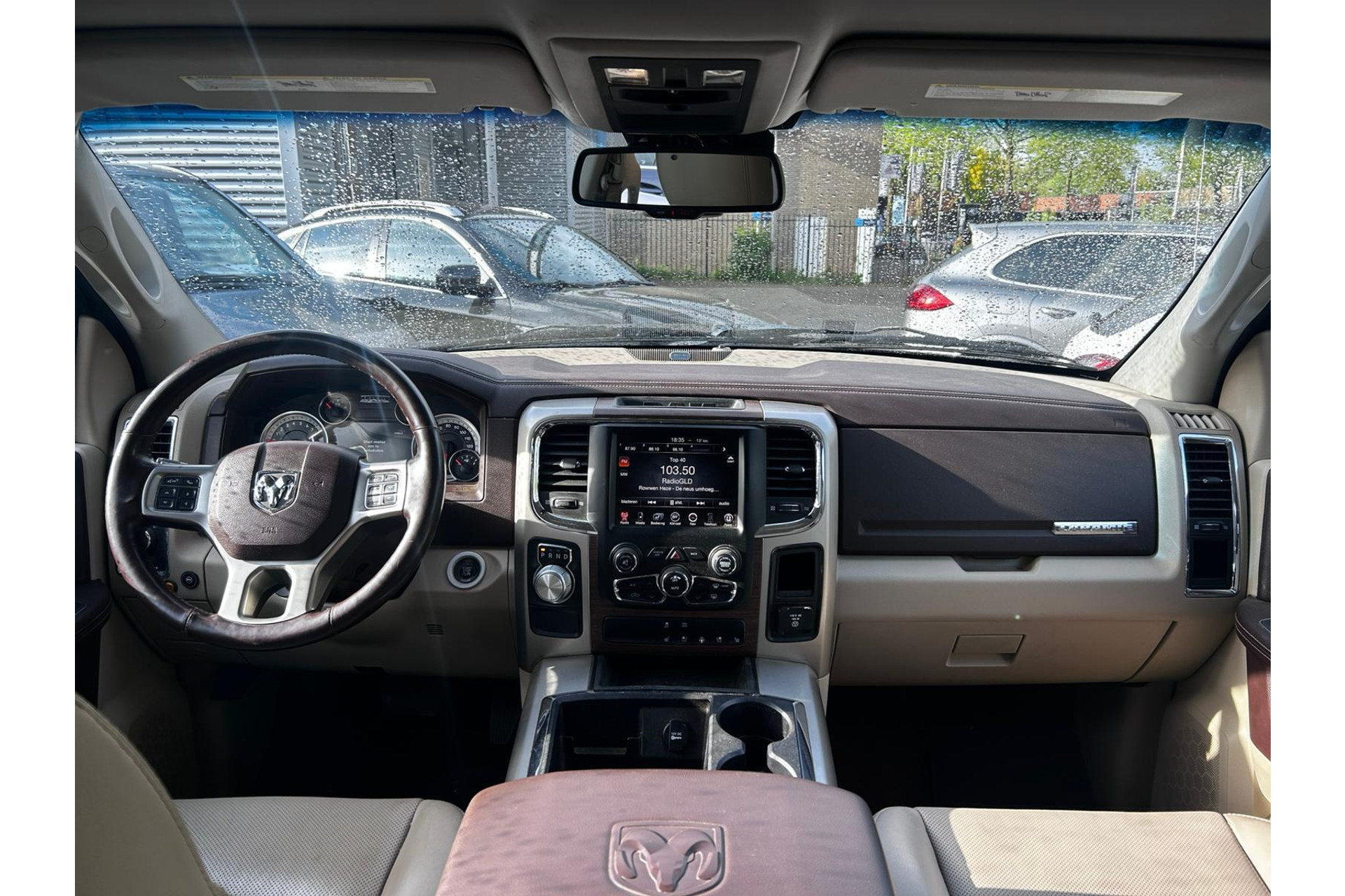 Dodge Ram 1500 5.7 V8 4x4 Quad Cab 6'4 2015  6