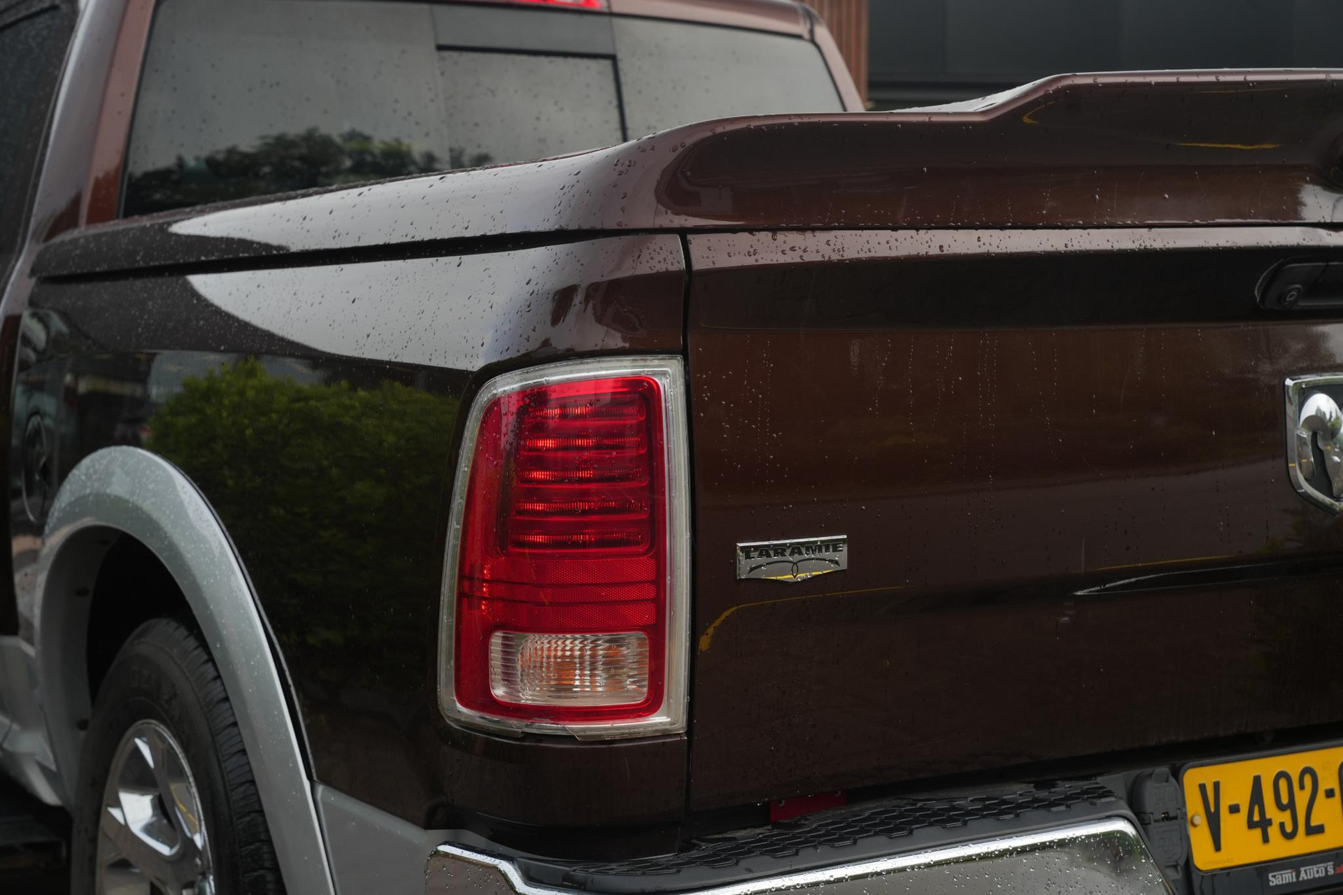 Dodge Ram 1500 5.7 V8 4x4 Quad Cab 6'4 2015 Bruin 11