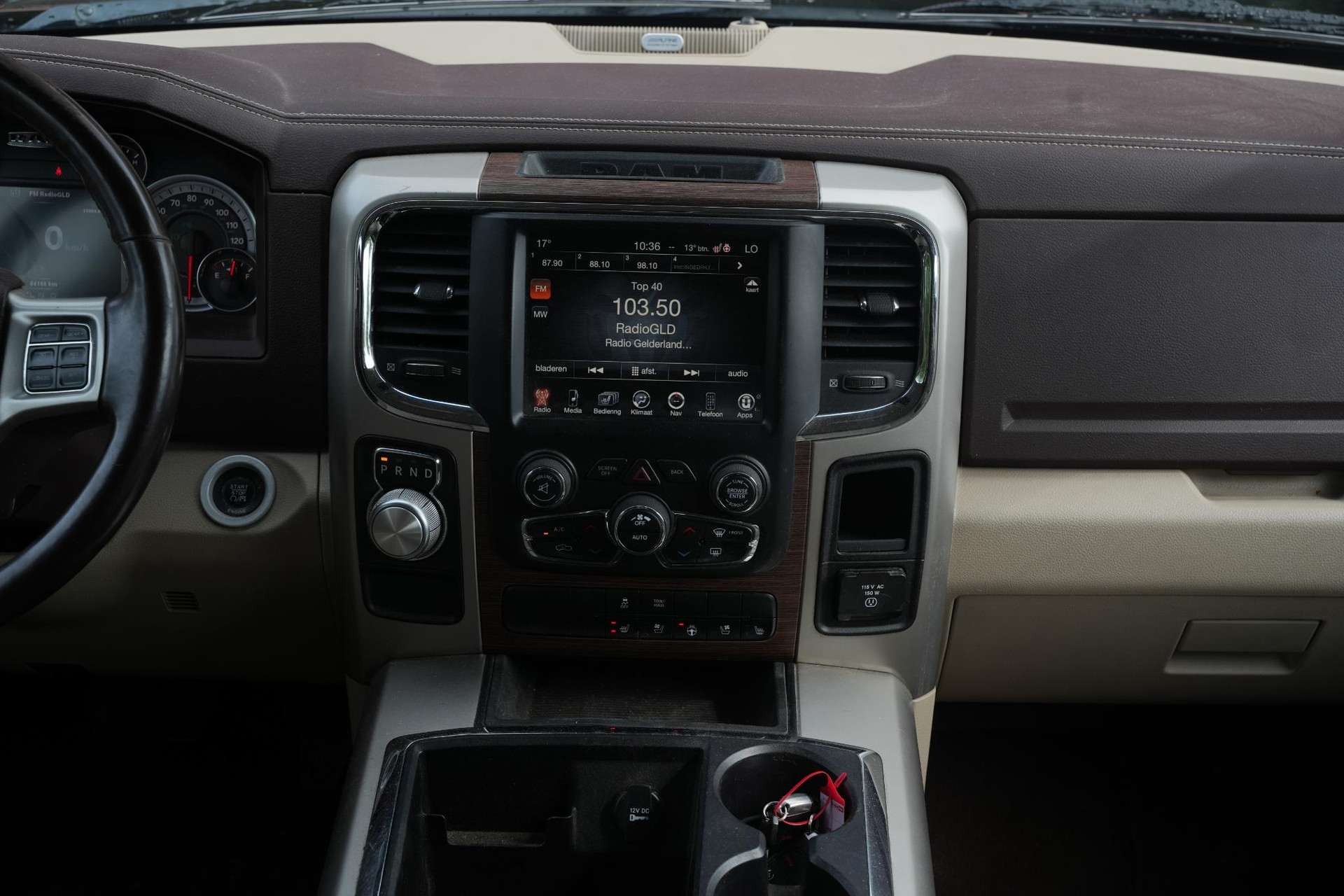 Dodge Ram 1500 5.7 V8 4x4 Quad Cab 6'4 2015 Bruin 13