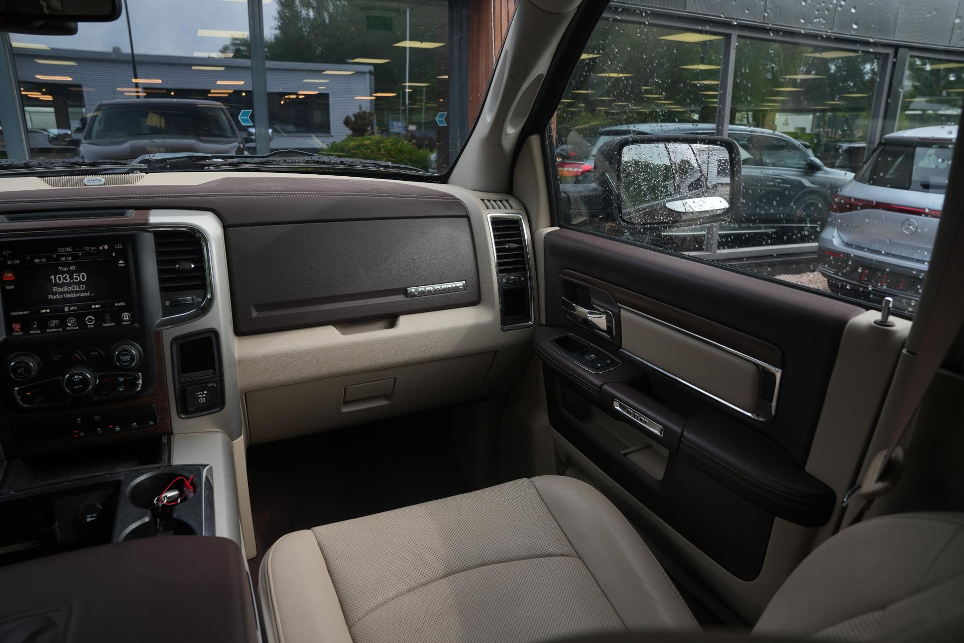 Dodge Ram 1500 5.7 V8 4x4 Quad Cab 6'4 2015 Bruin 14