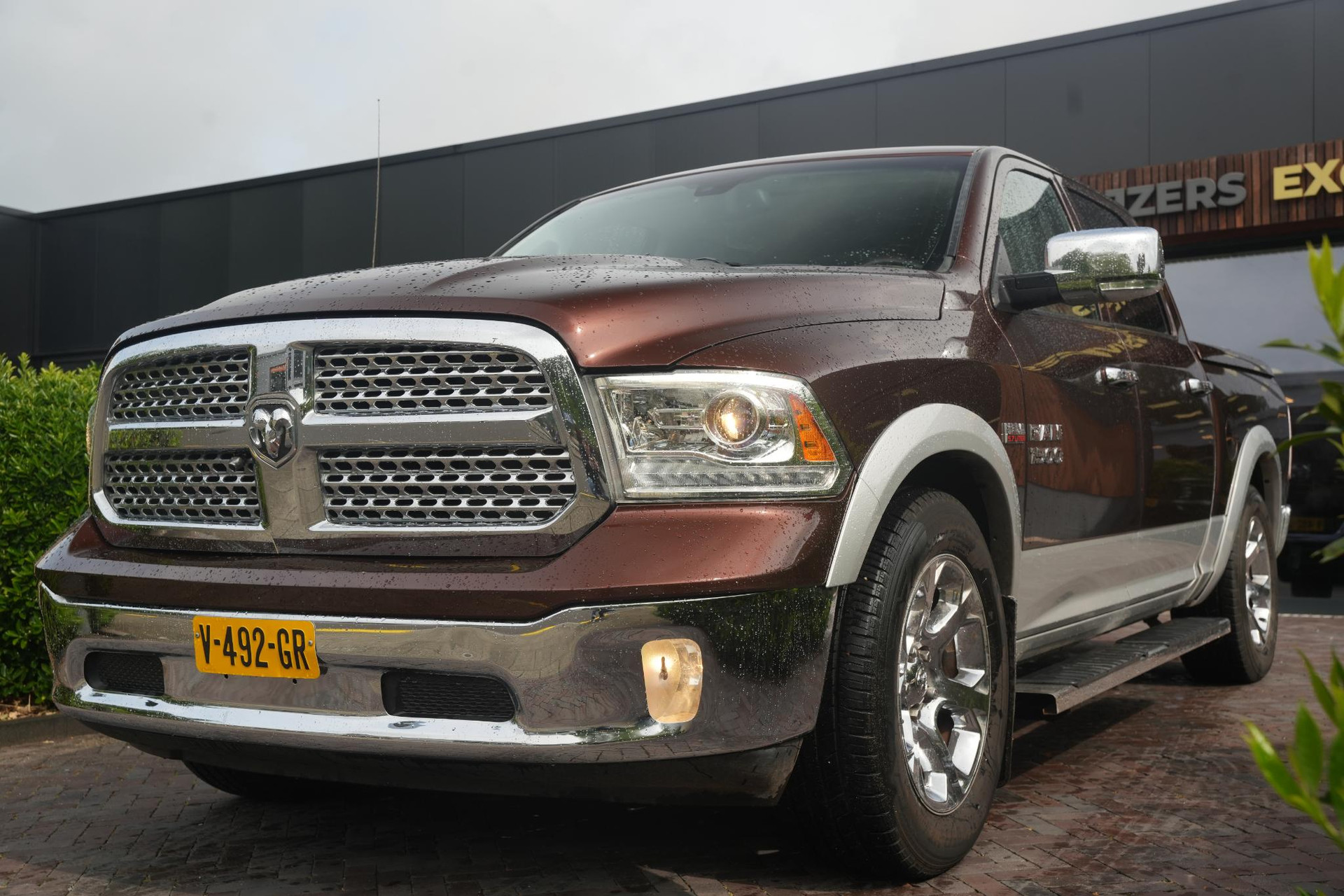 Dodge Ram 1500 5.7 V8 4x4 Quad Cab 6'4 2015 Bruin 8