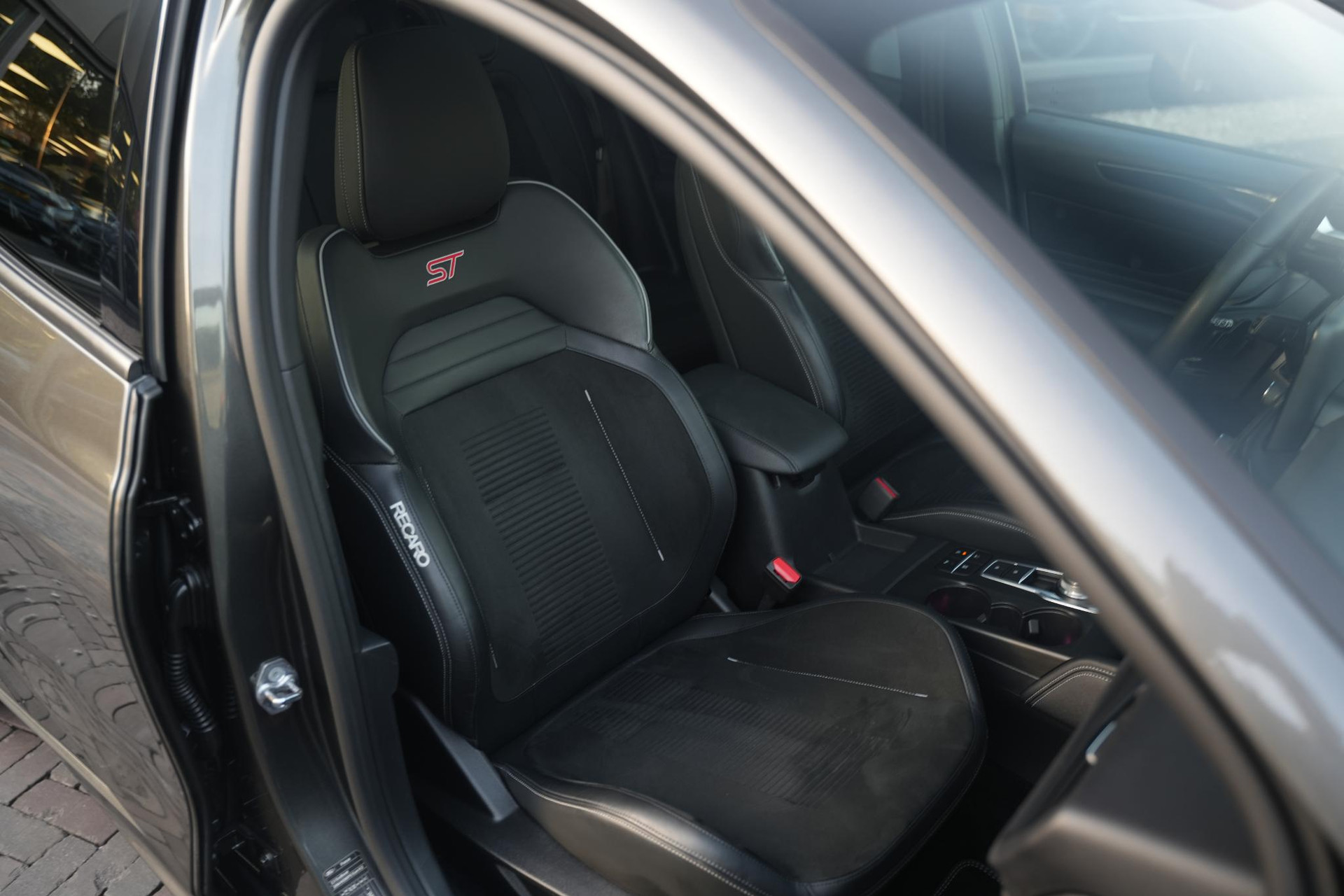 Ford Focus 2.3 EcoBoost ST-X 2020  15