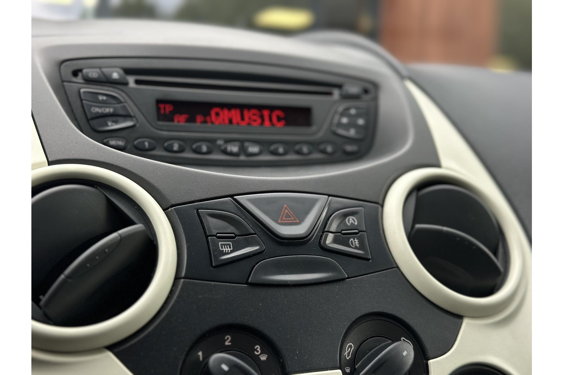 Ford Ka 1.2 Cool & Sound start/stop 2012  25
