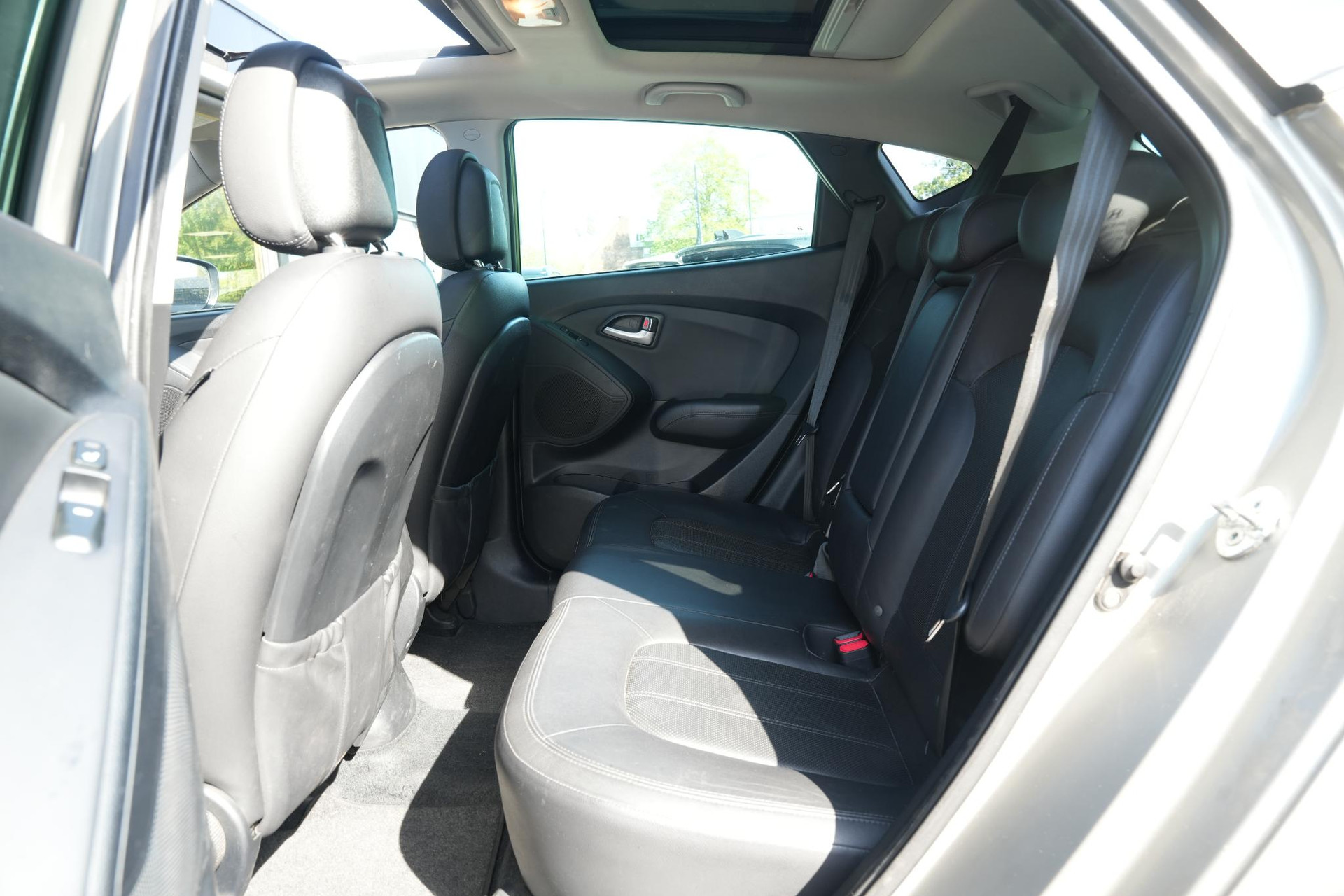 Hyundai ix35 2.0i 4WD i-Catcher 2011 Sirius Silver Metallic (AA3) 12
