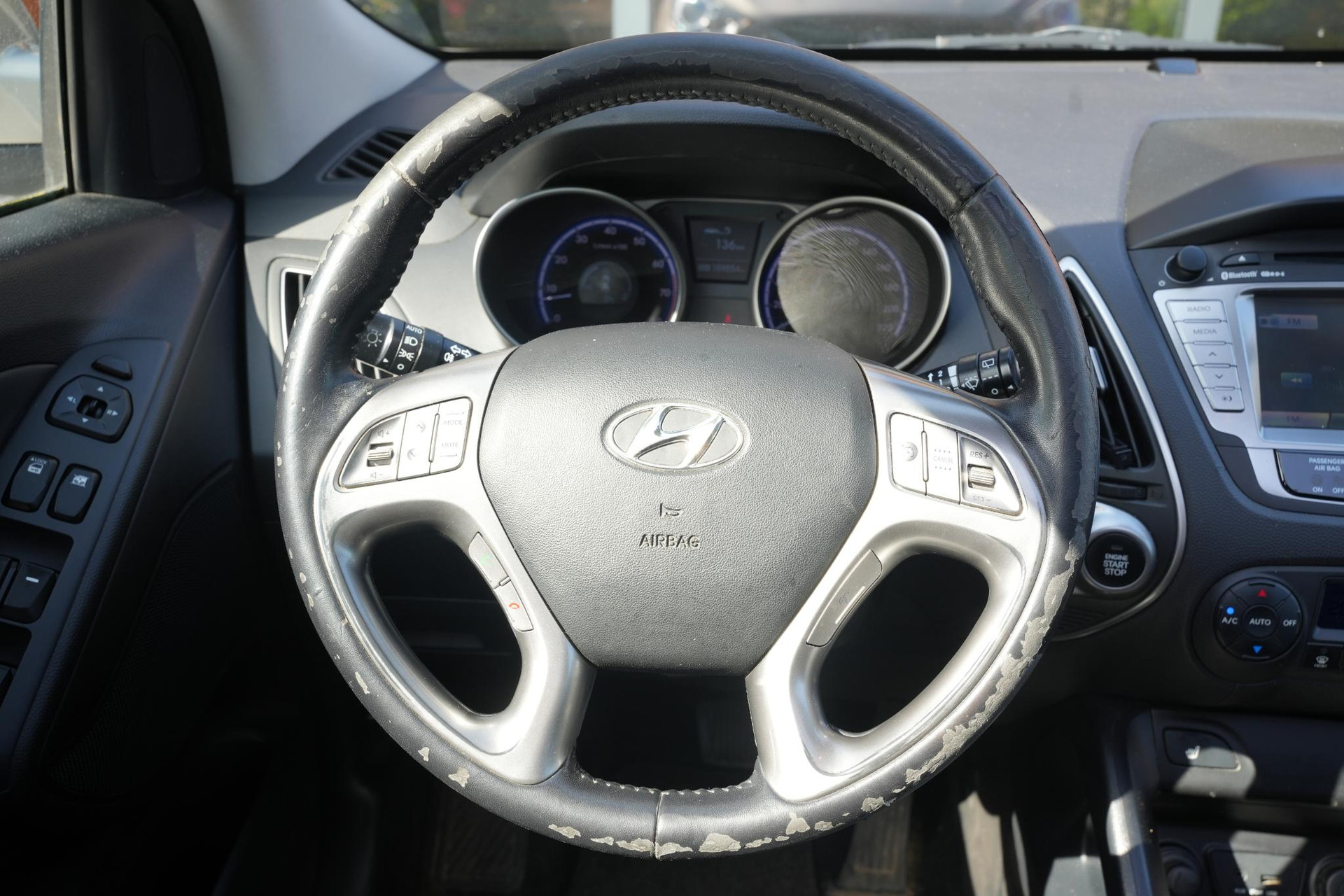 Hyundai ix35 2.0i 4WD i-Catcher 2011 Sirius Silver Metallic (AA3) 14