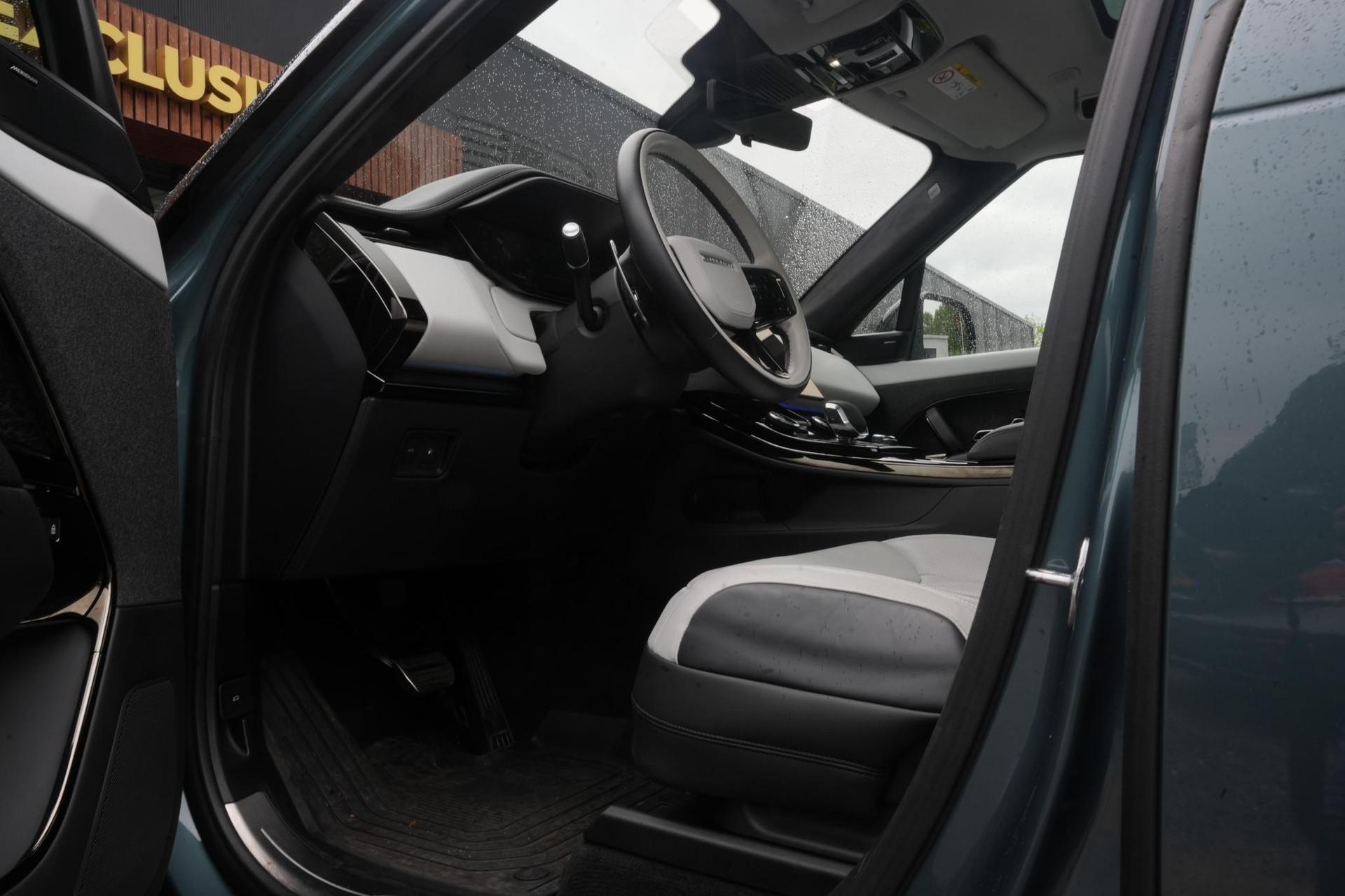 Land Rover Range Rover Sport 3.0 P510e First Edition 2023  11