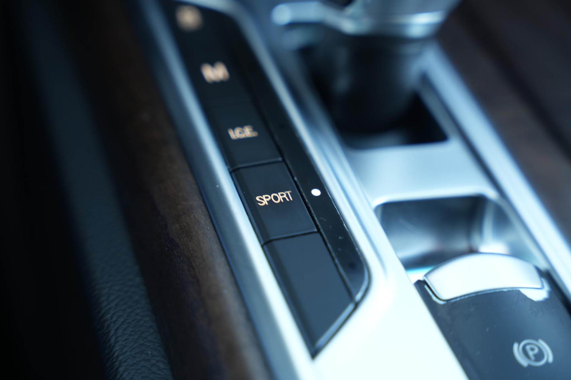Maserati Ghibli 3.0 V6 D 2014  38