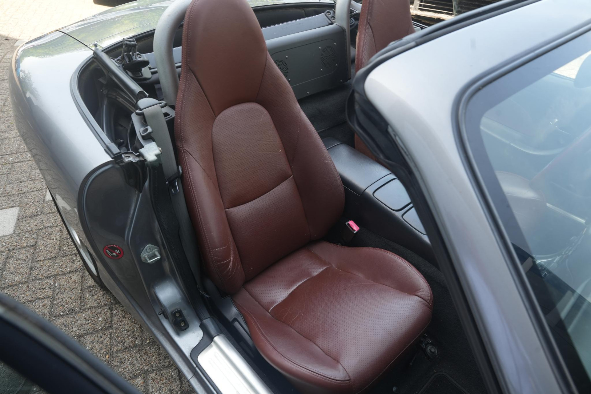 Mazda MX-5 1.6i Exclusive 2002 TITANIUM GRAY METALLIC (25G) 13