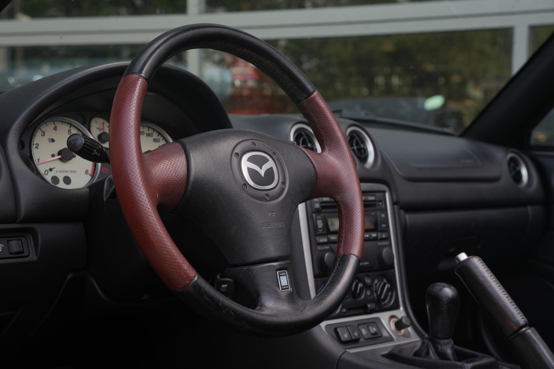 Mazda MX-5 1.6i Exclusive 2002 TITANIUM GRAY METALLIC (25G) 7