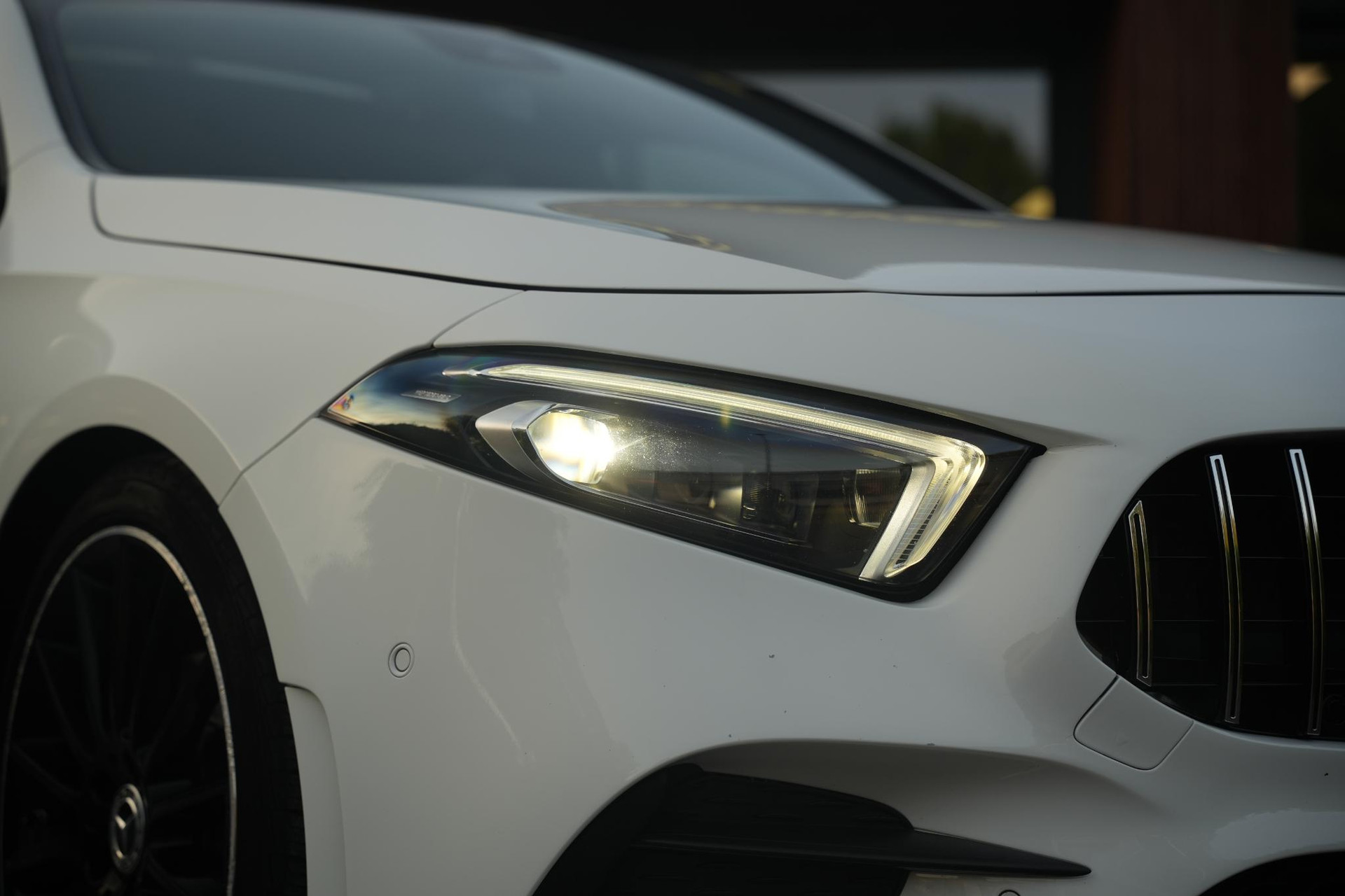 Mercedes-Benz A-Klasse 200 Launch Edition Premium Plus 2018  11
