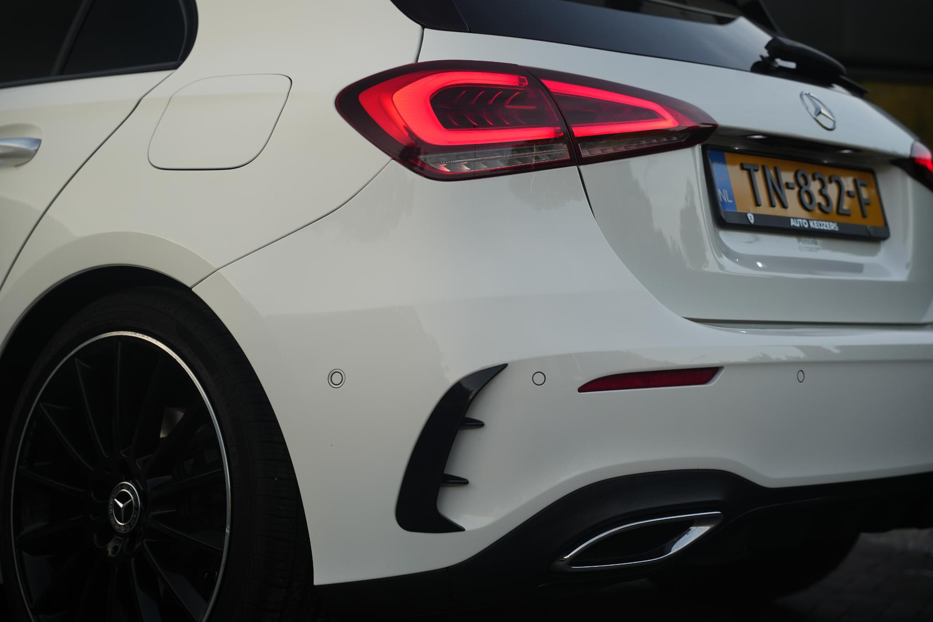 Mercedes-Benz A-Klasse 200 Launch Edition Premium Plus 2018  14